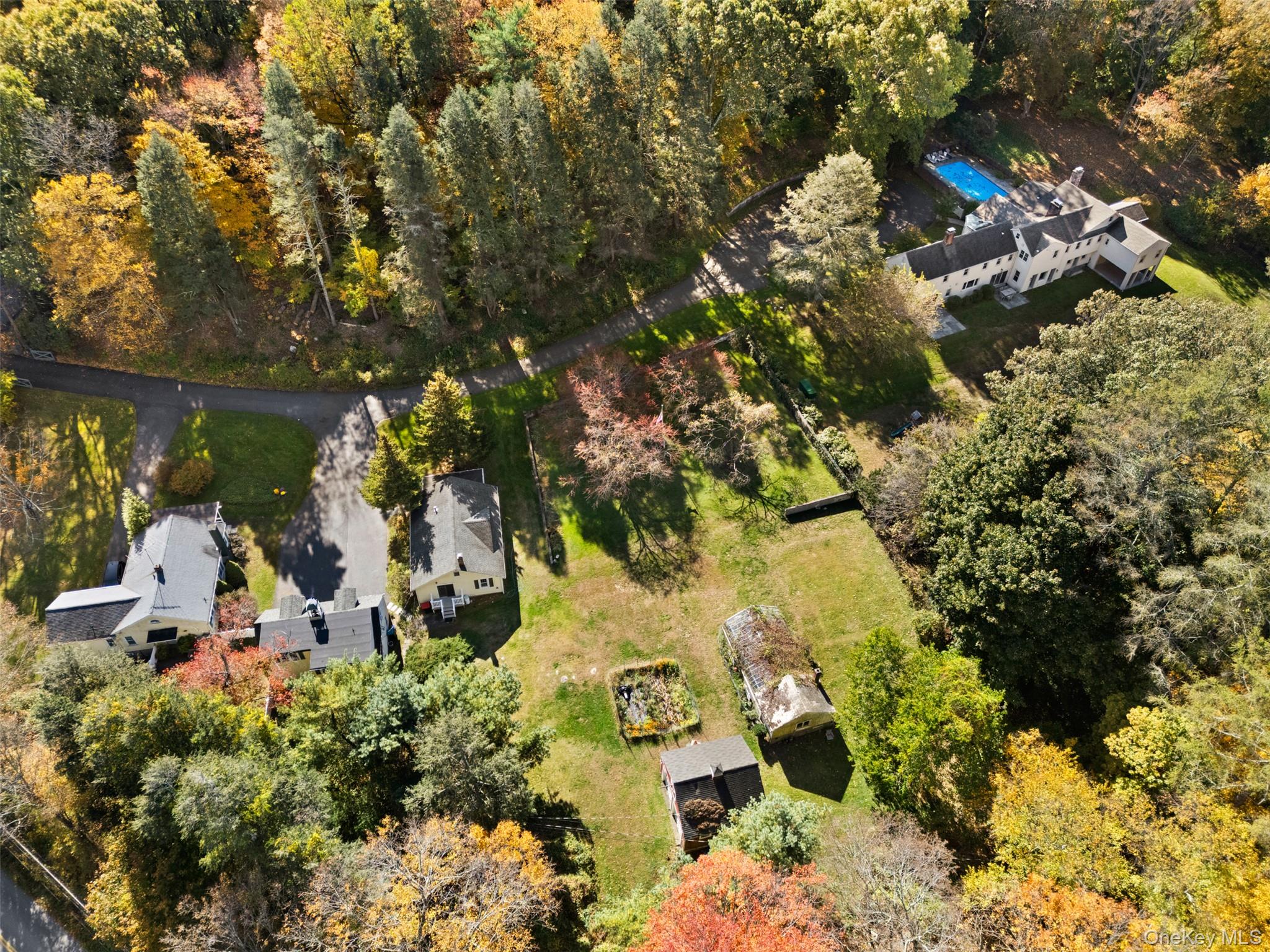 9 Oregon Road Property Photo 1