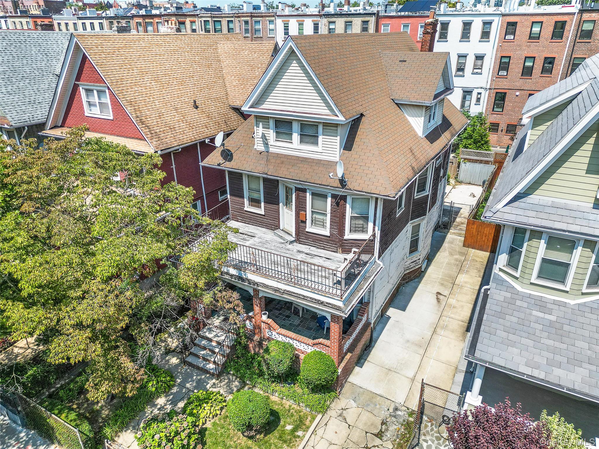 139 Fenimore Street Property Photo 1