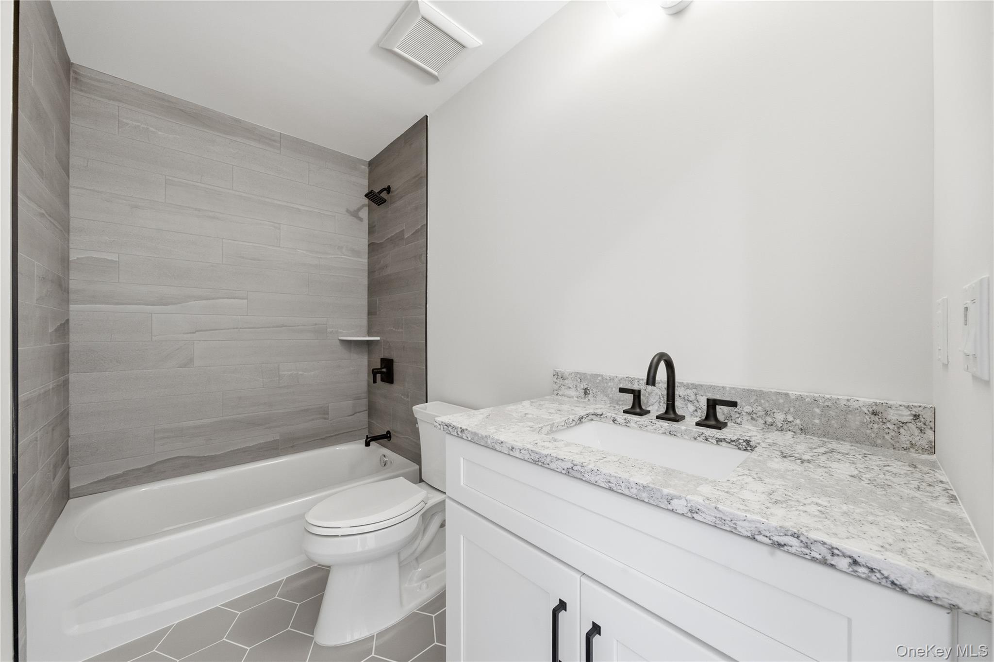 2 Fourth Avenue Property Photo 22