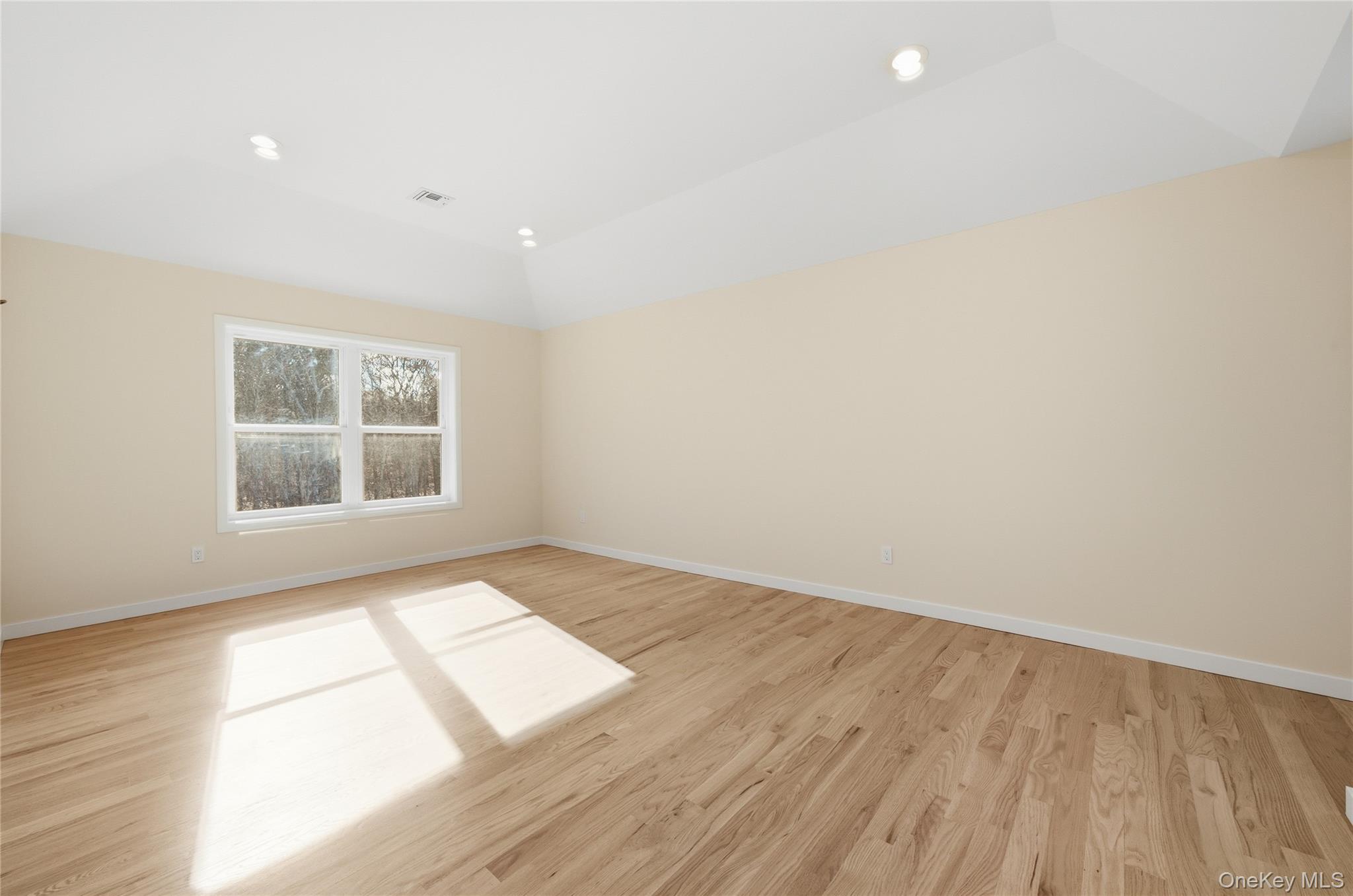 2 Fourth Avenue Property Photo 23