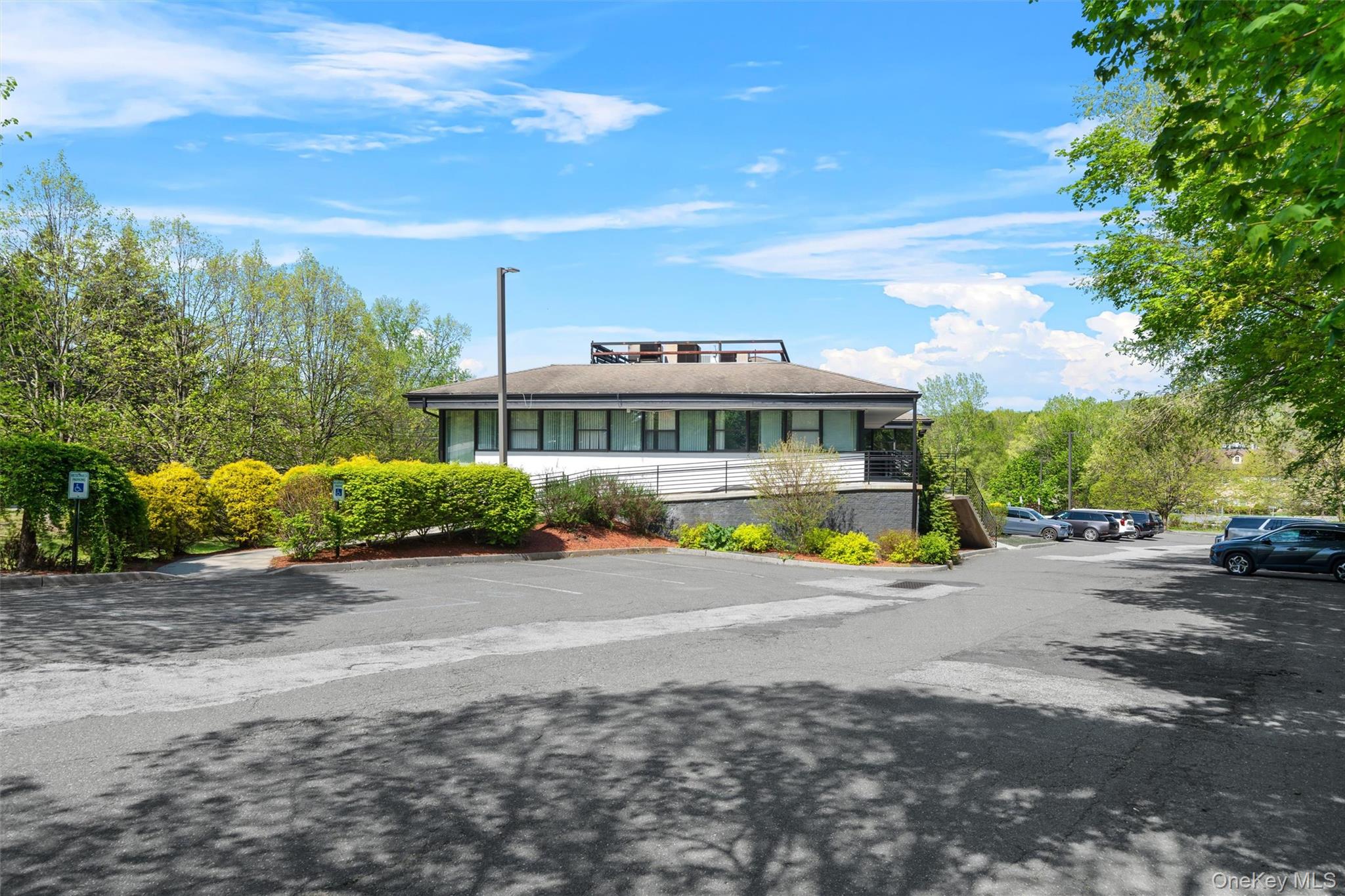 2 Corporate Drive Suite 201 Property Photo 5