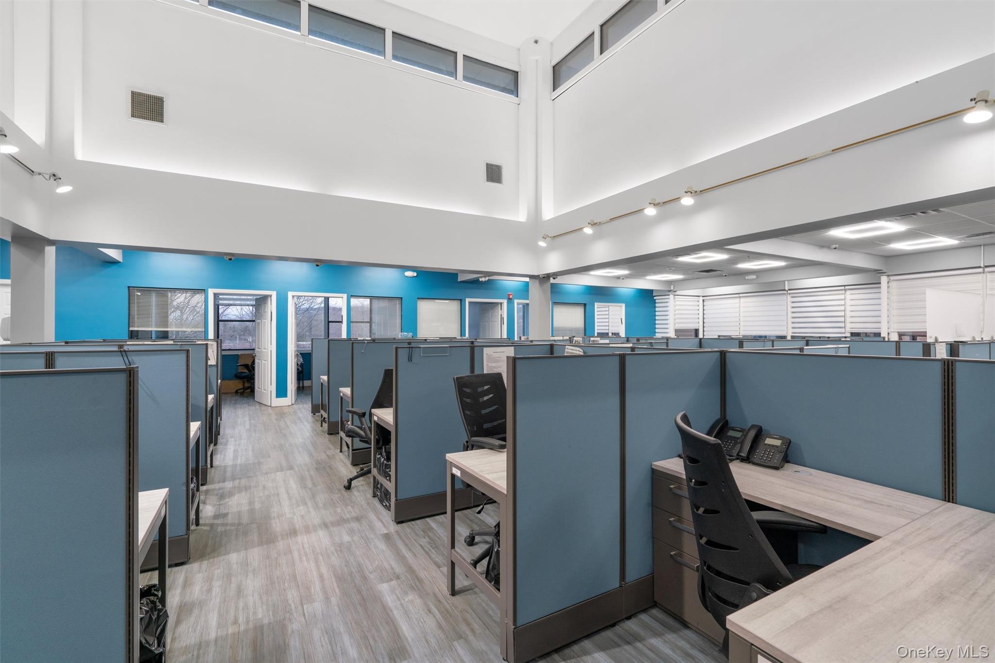 2 Corporate Drive Suite 201 Property Photo 21