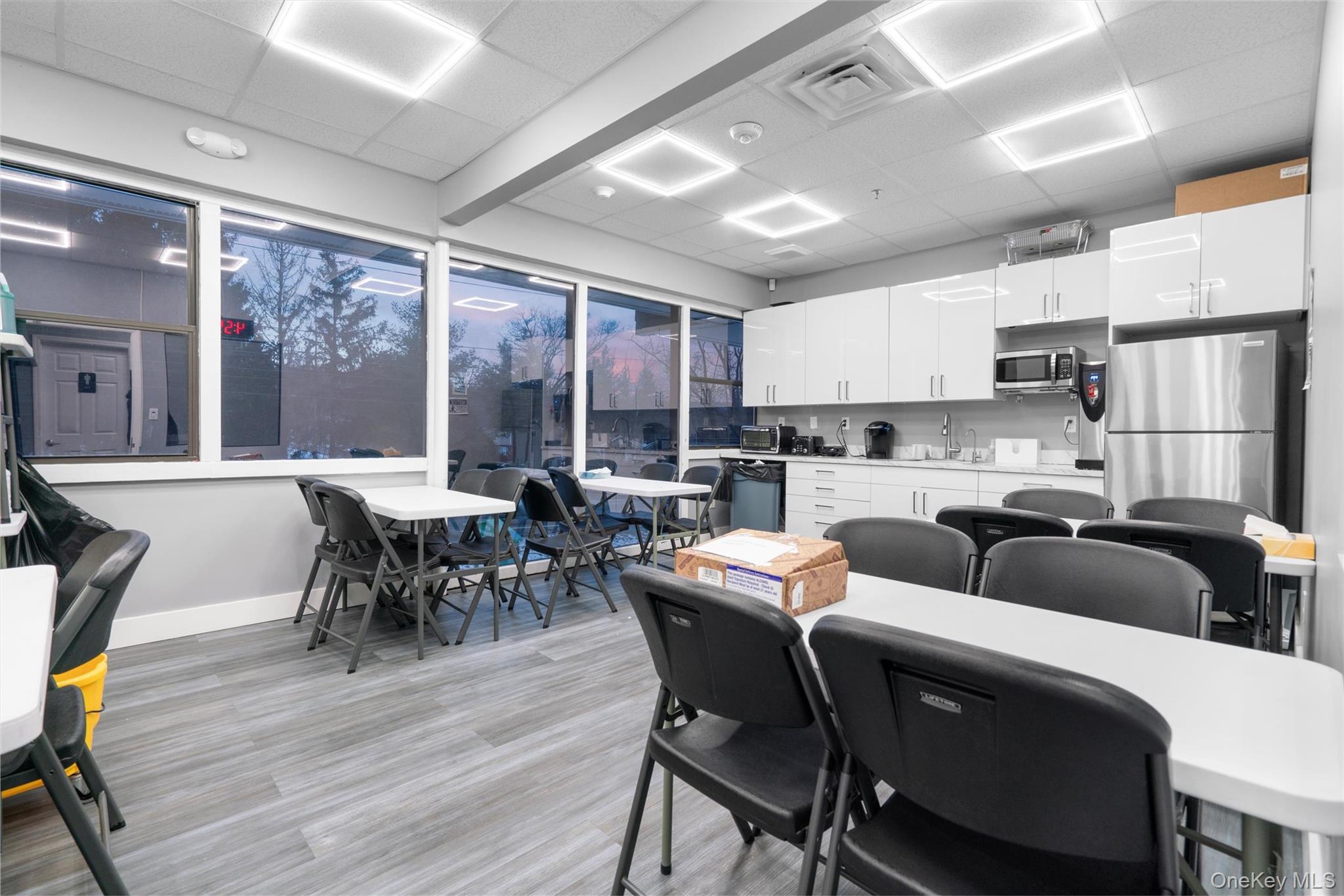2 Corporate Drive Suite 201 Property Photo 28