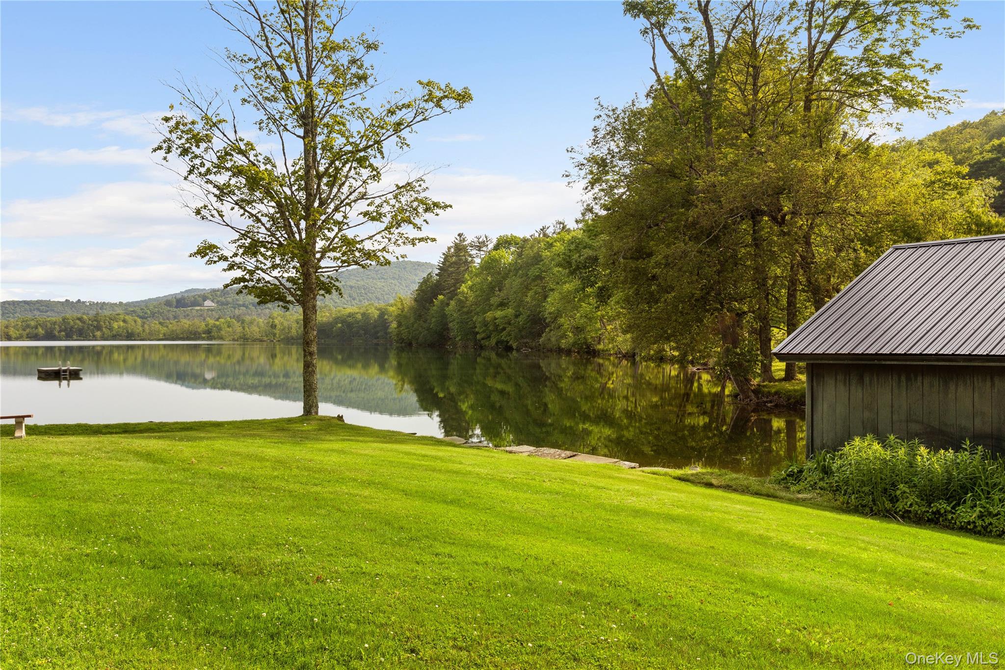 903430 Property Photo 26