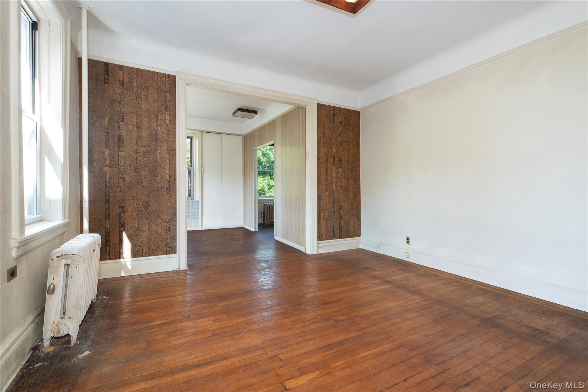 35-46 79 Street 43 Property Photo 5