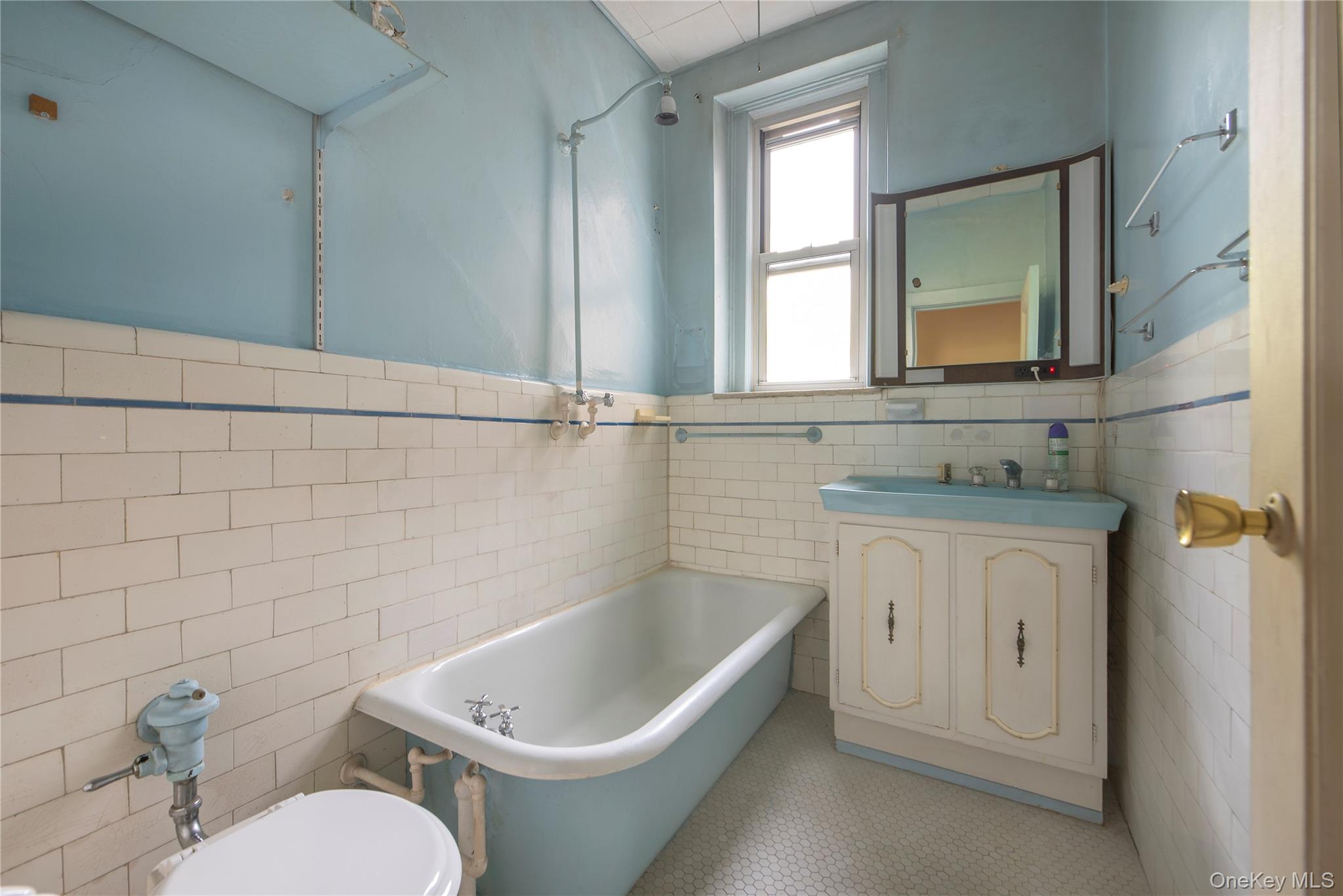 35-46 79 Street 43 Property Photo 14