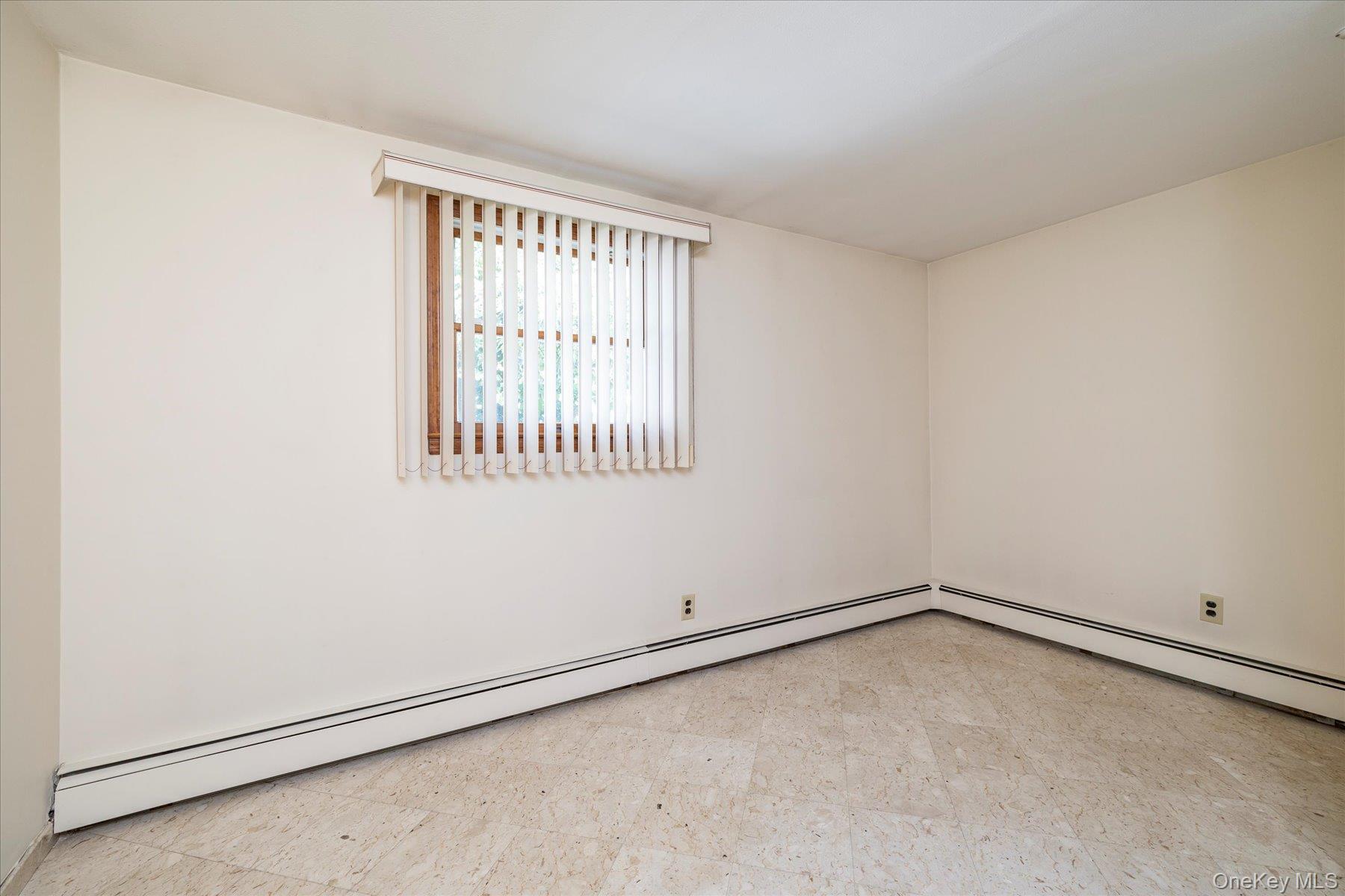 1298 Beech Street Property Photo 11
