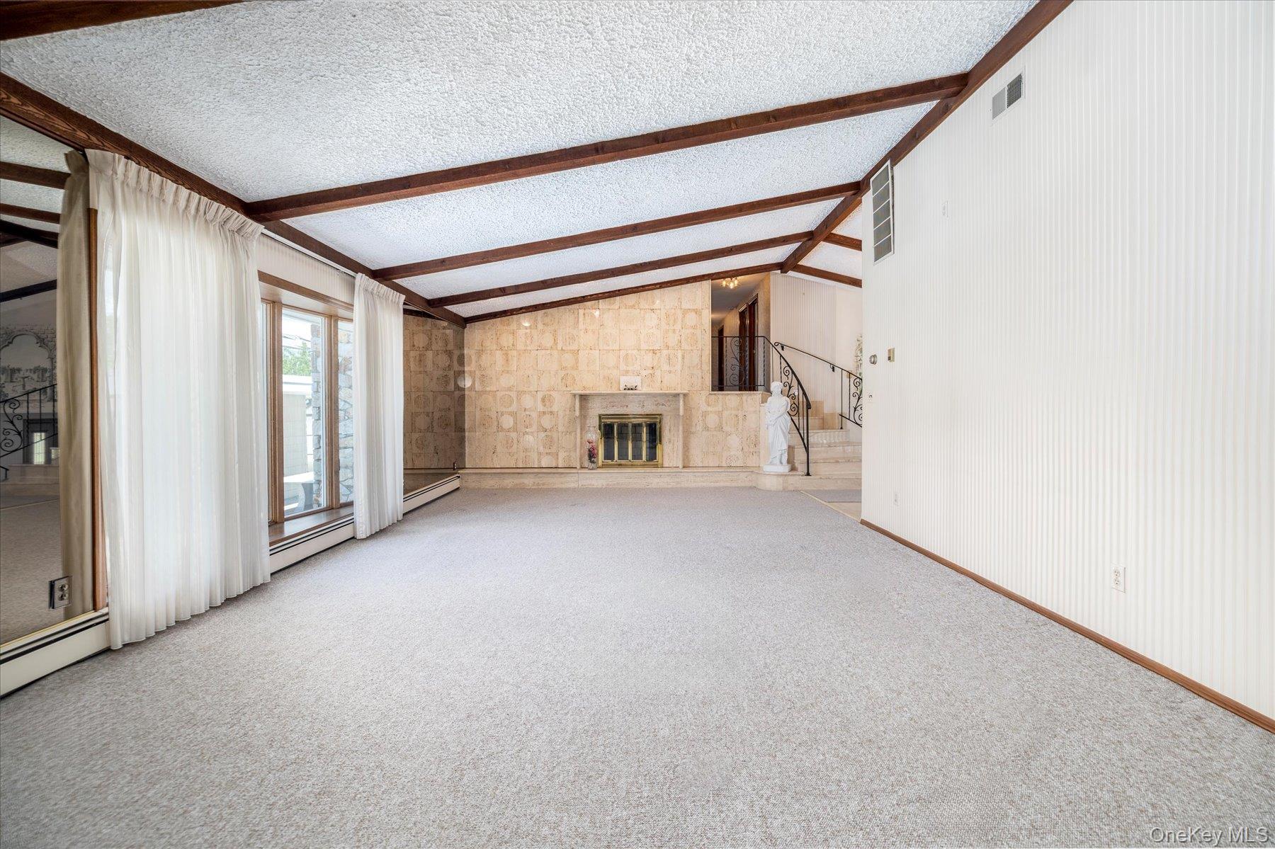 1298 Beech Street Property Photo 17