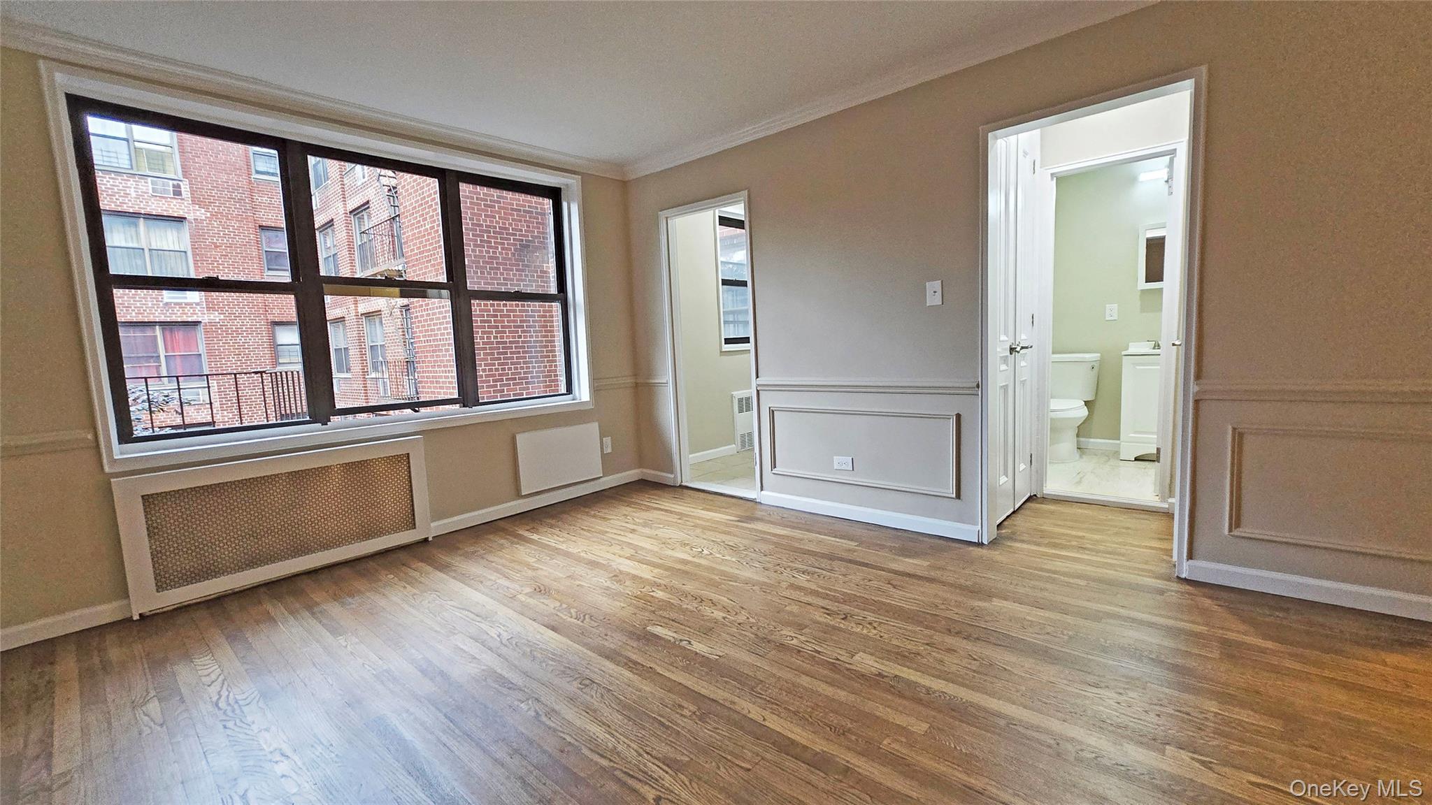 1275 E 51st Street 5m Property Photo 2