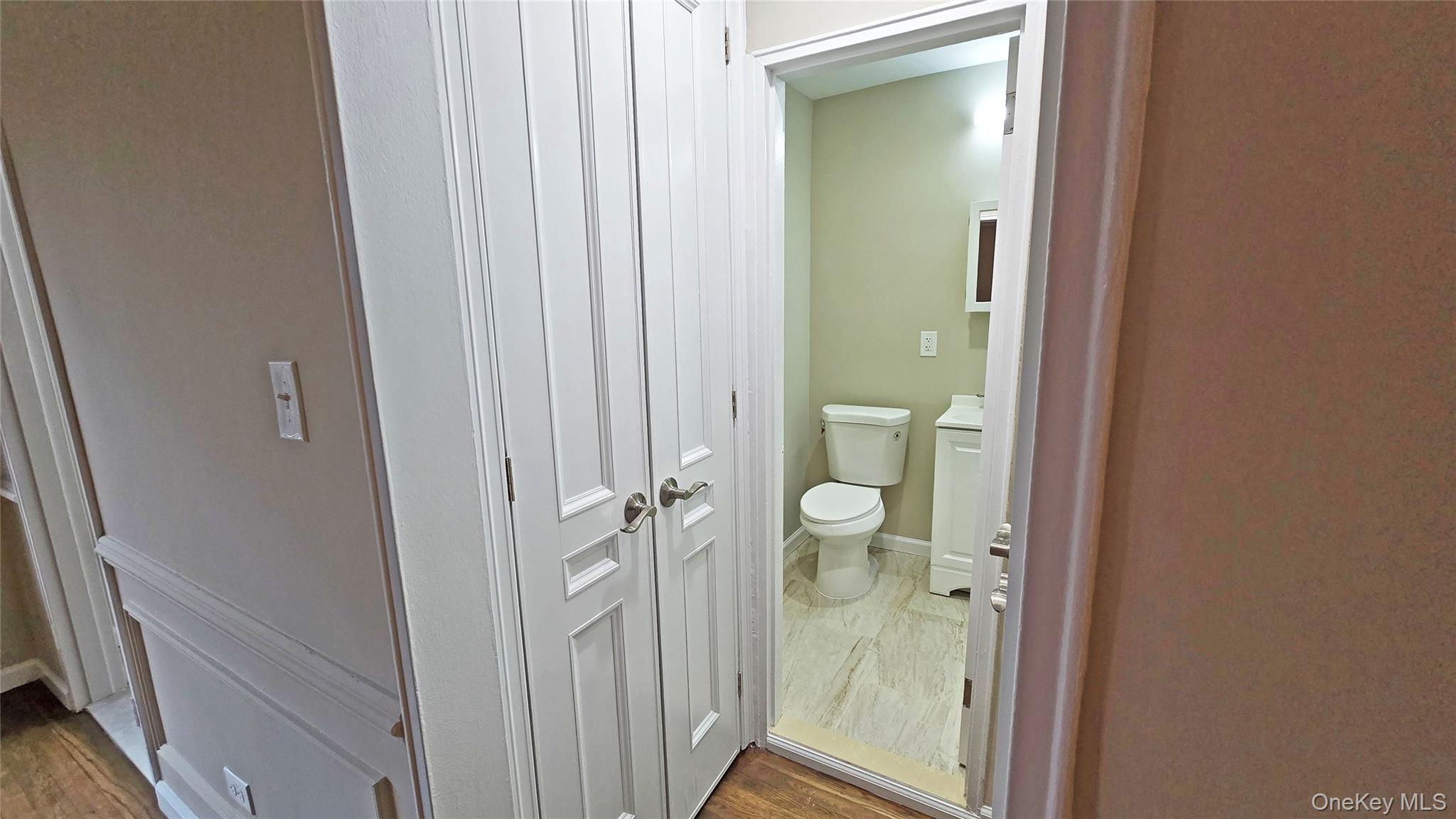1275 E 51st Street 5m Property Photo 6