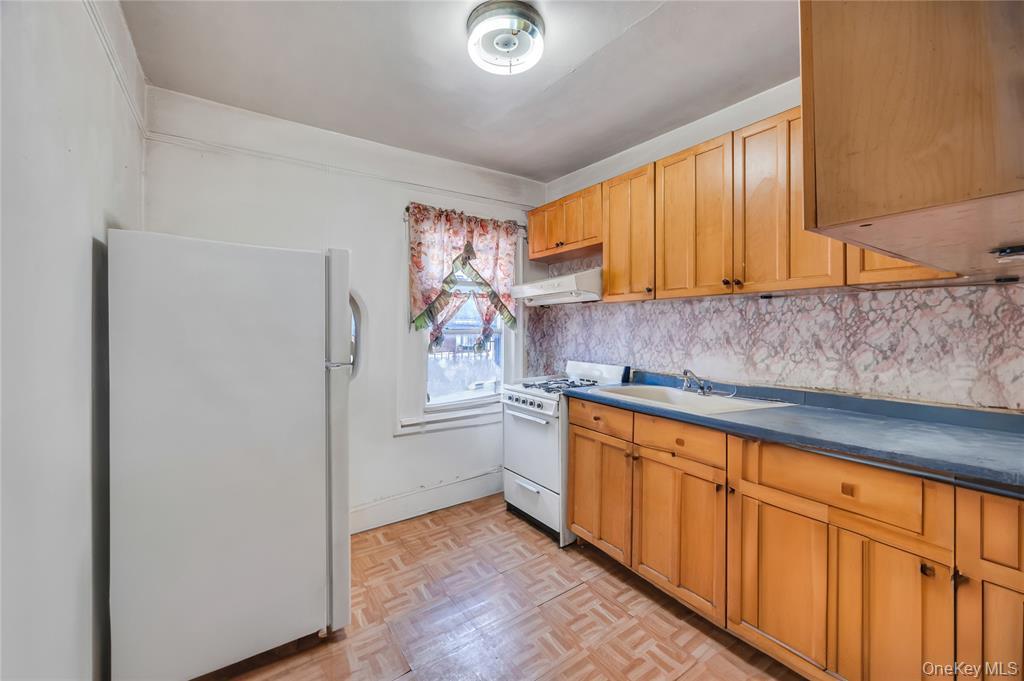 10312 114th Street Property Photo 3