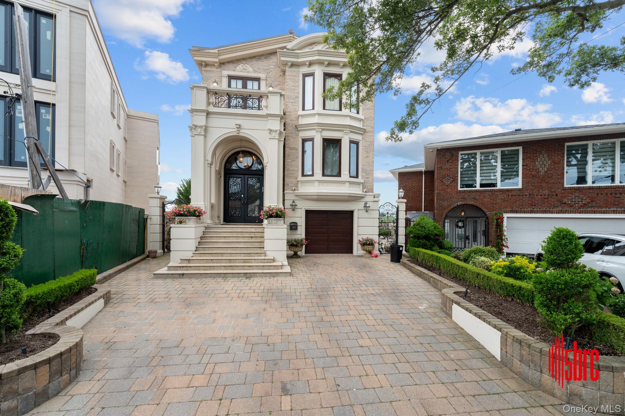 903922 Property Photo 1