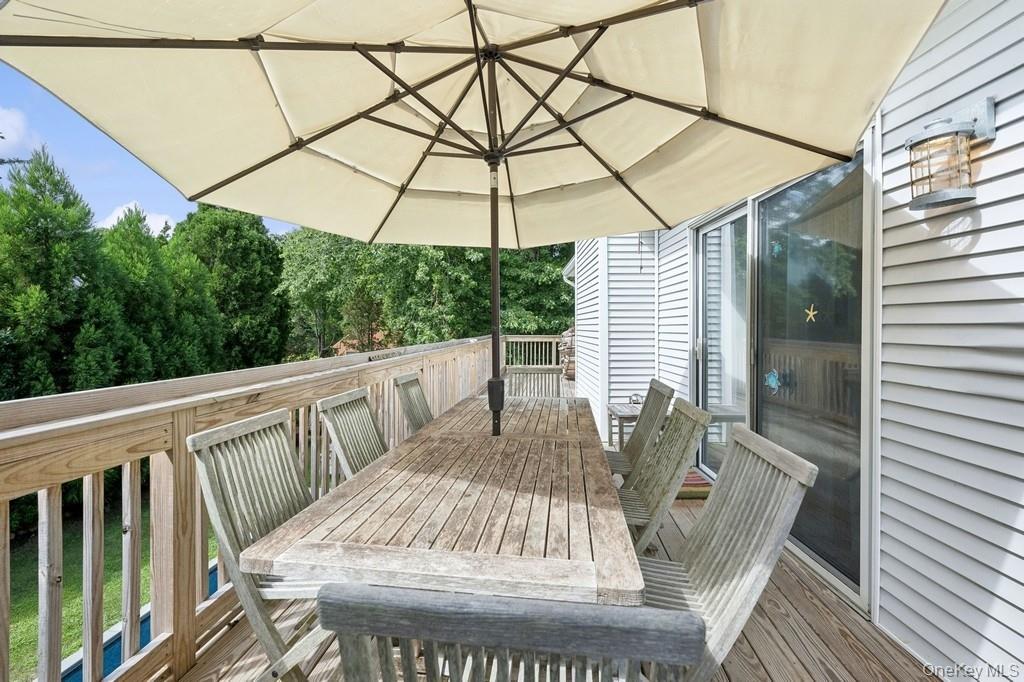 161 Monroe Drive Property Photo 9