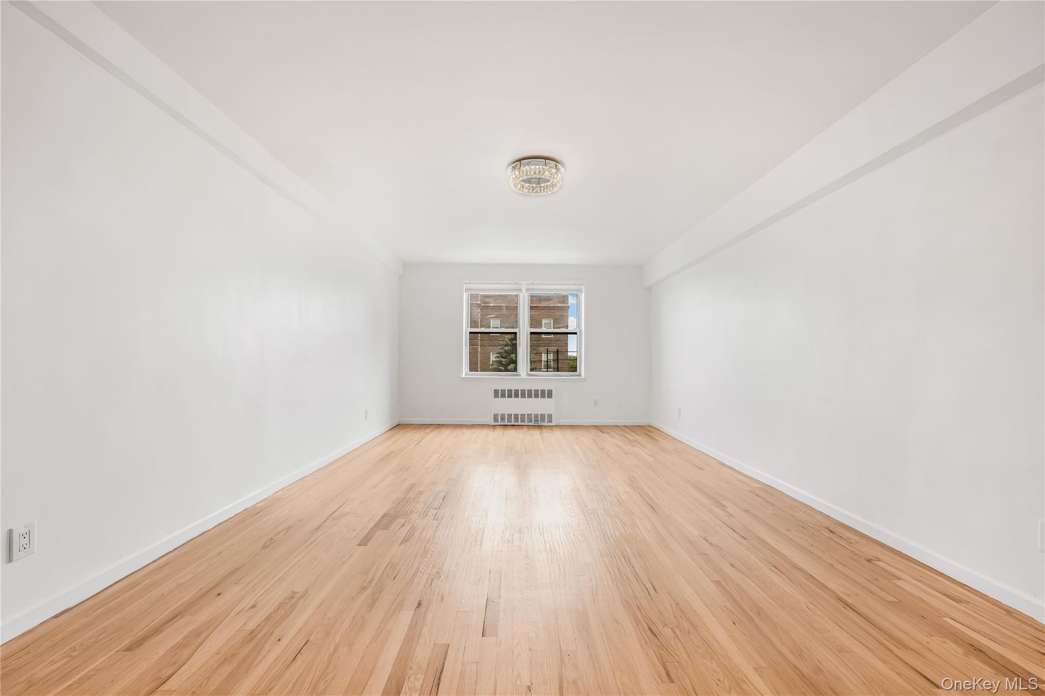 72-10 112 Street 5h Property Photo 4
