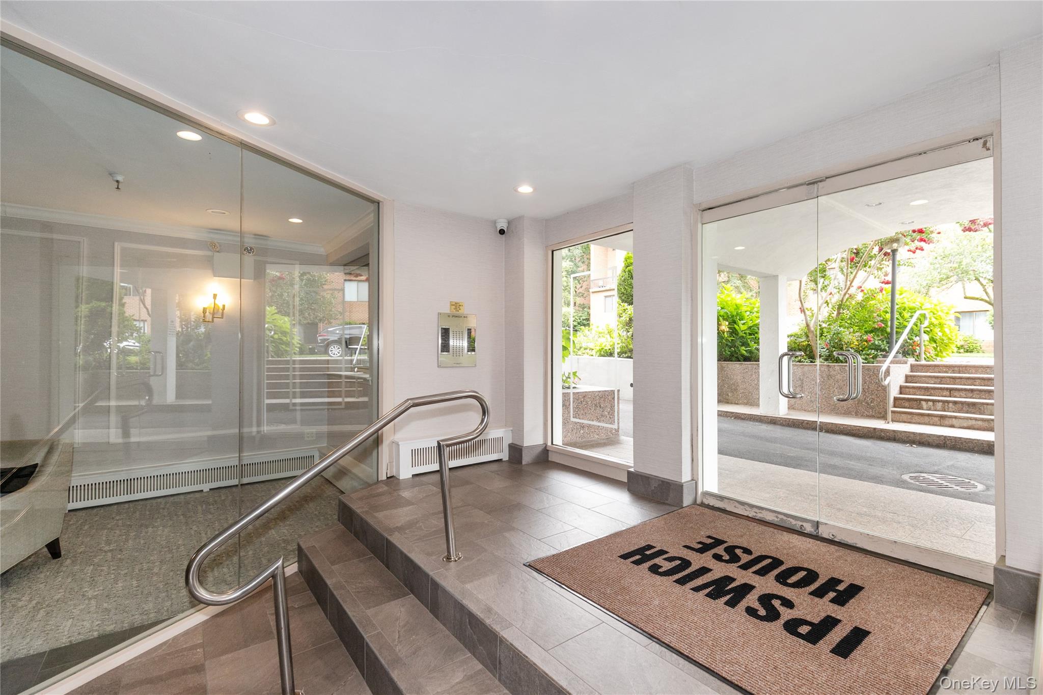 10 Ipswich Avenue Apt. 3i Property Photo 5
