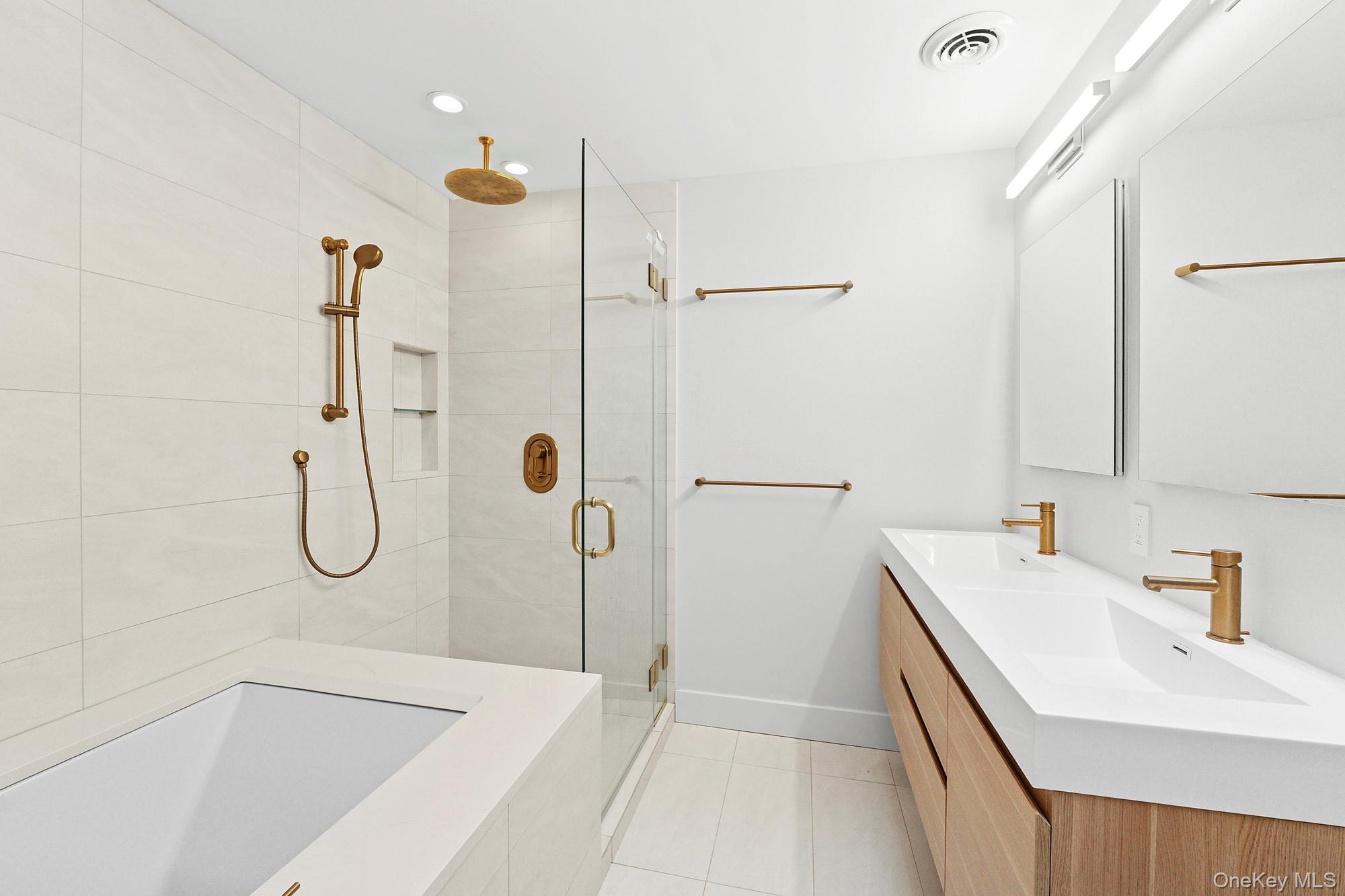 2723 Deerfield Road Property Photo 14