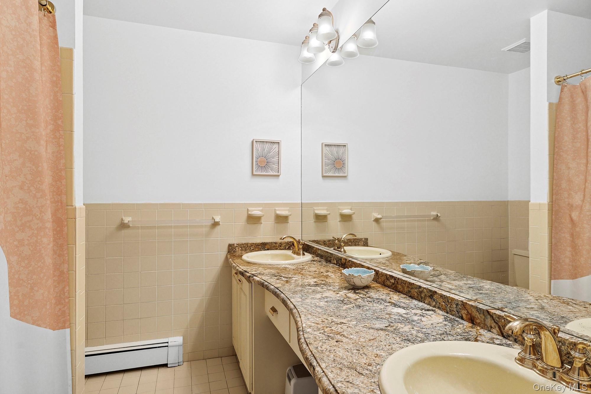 2723 Deerfield Road Property Photo 15