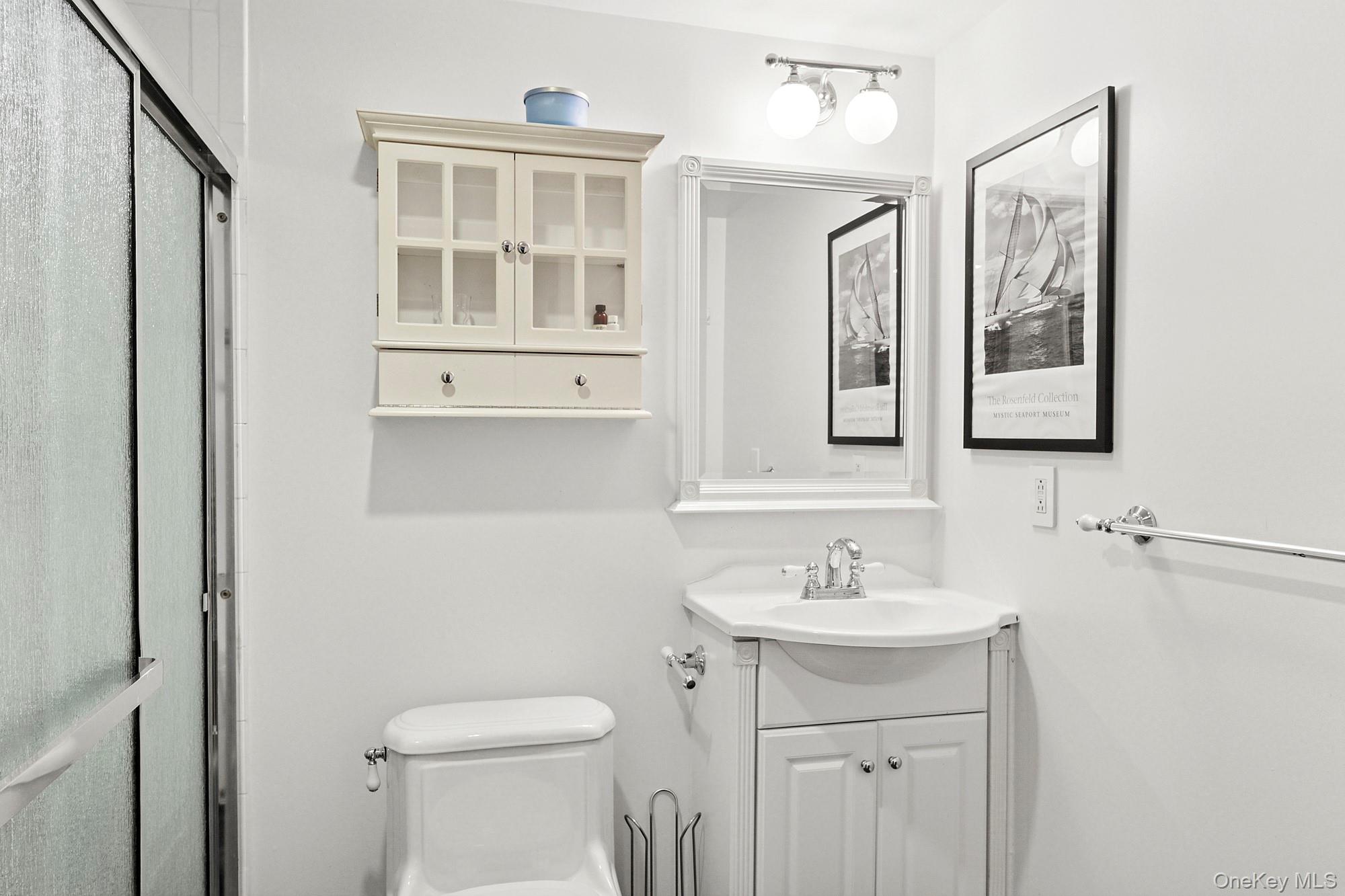 2723 Deerfield Road Property Photo 17