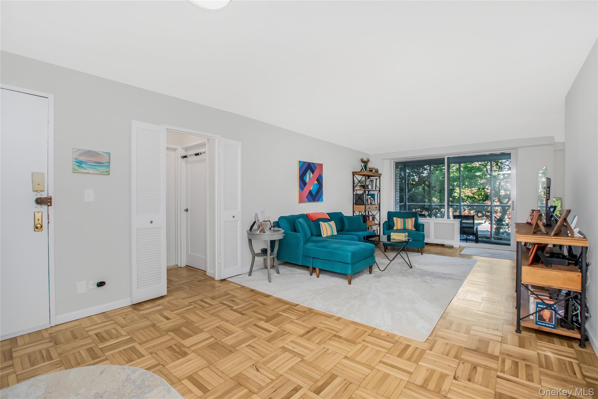 3333 Henry Hudson Parkway 2R Property Photo 1