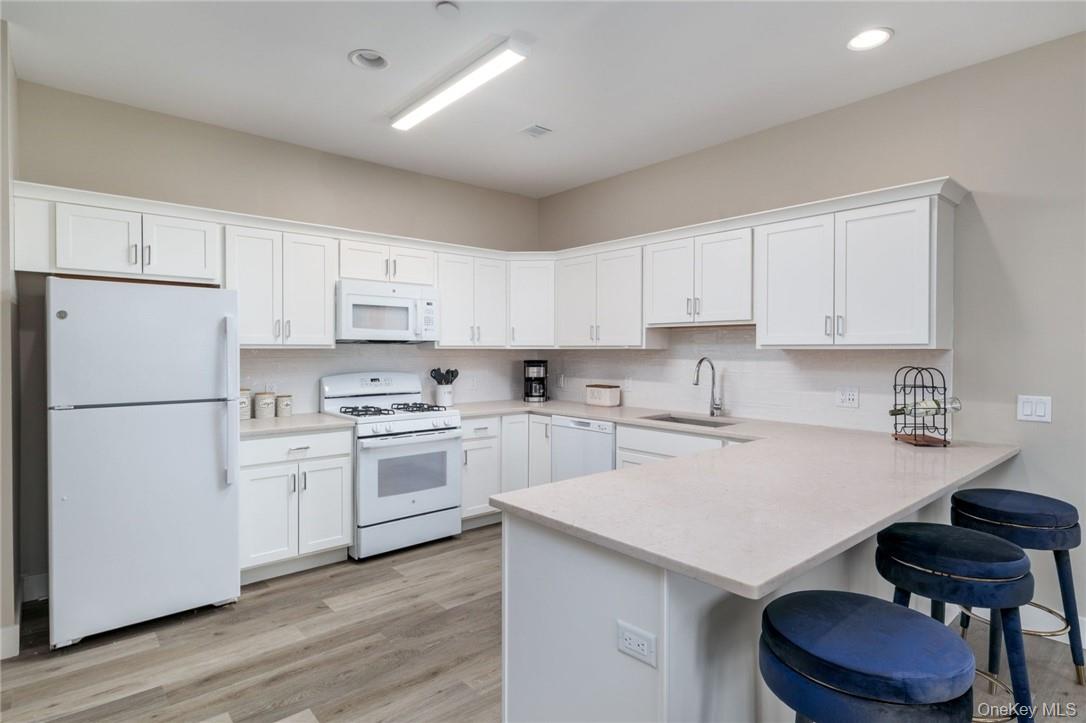 6 N Midland Avenue Property Photo 3