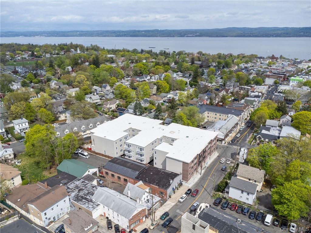 6 N Midland Avenue Property Photo 14