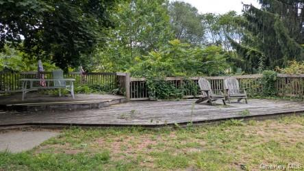 22 Old Mill Road Property Photo 6