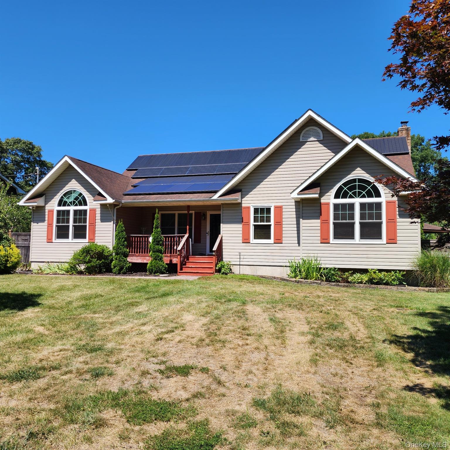 289 Carleton Drive Property Photo 1