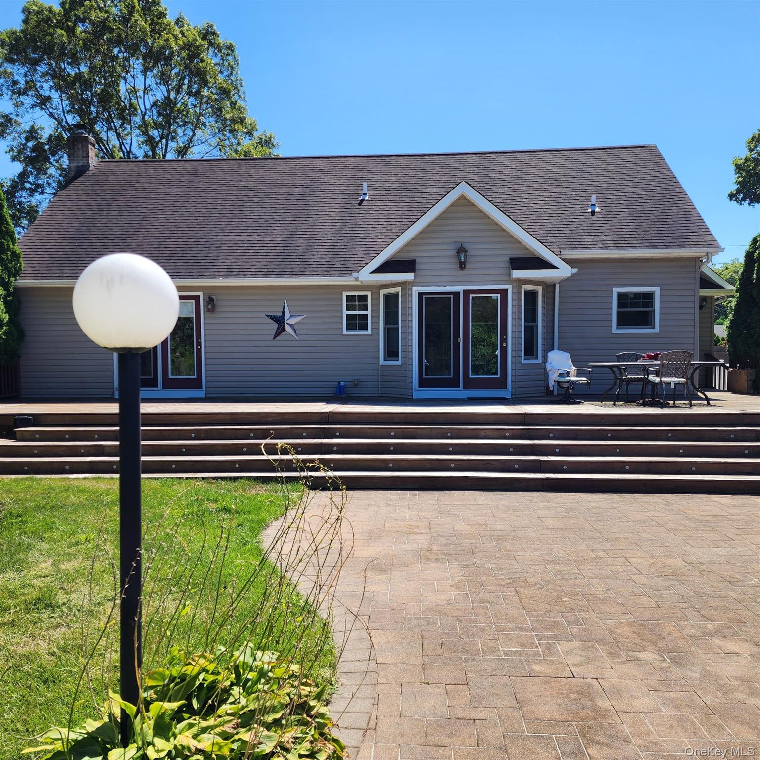 289 Carleton Drive Property Photo 12