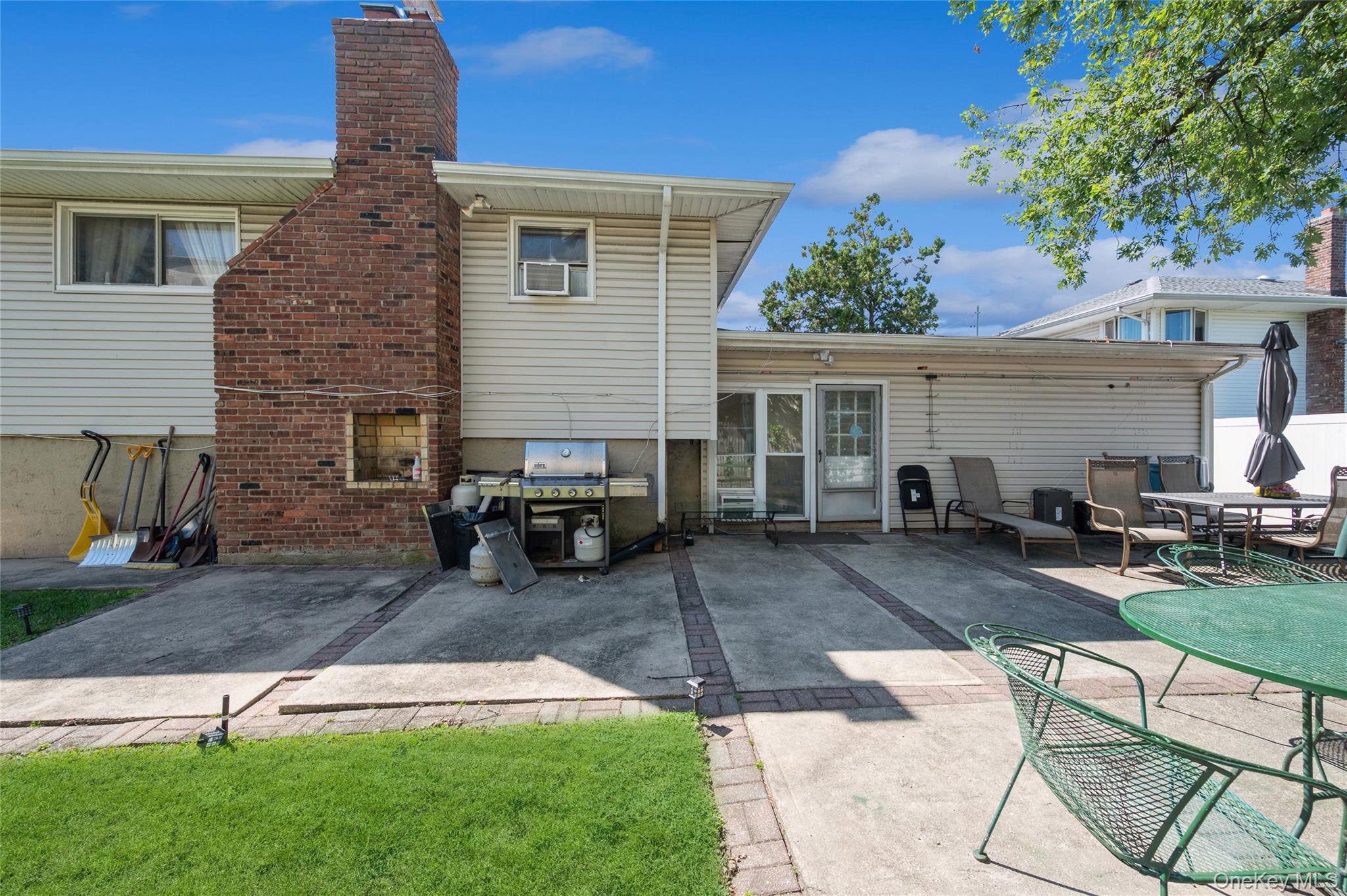 3357 Lawrence Avenue Property Photo 40