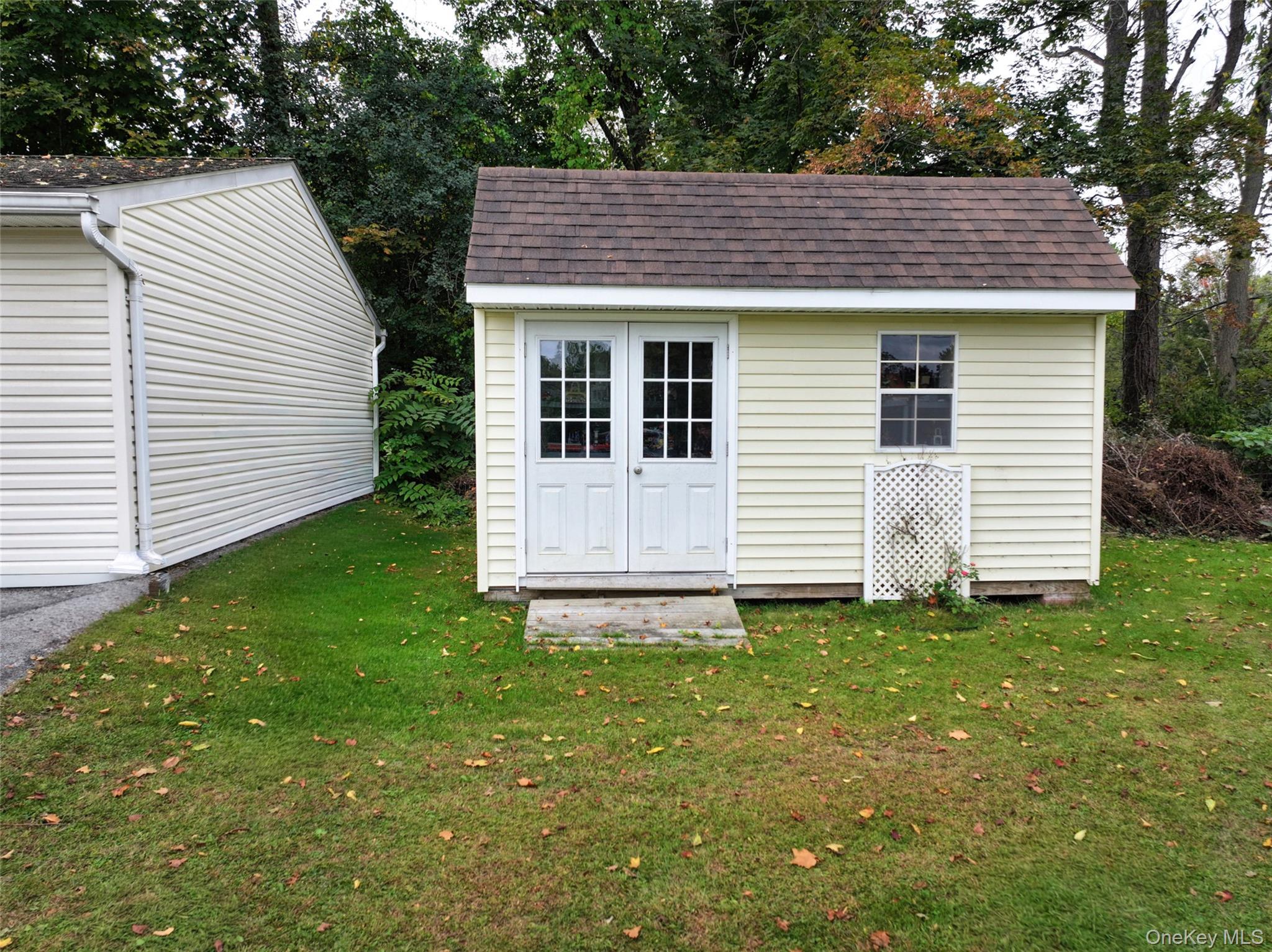 1513 State Route 17a Property Photo 37
