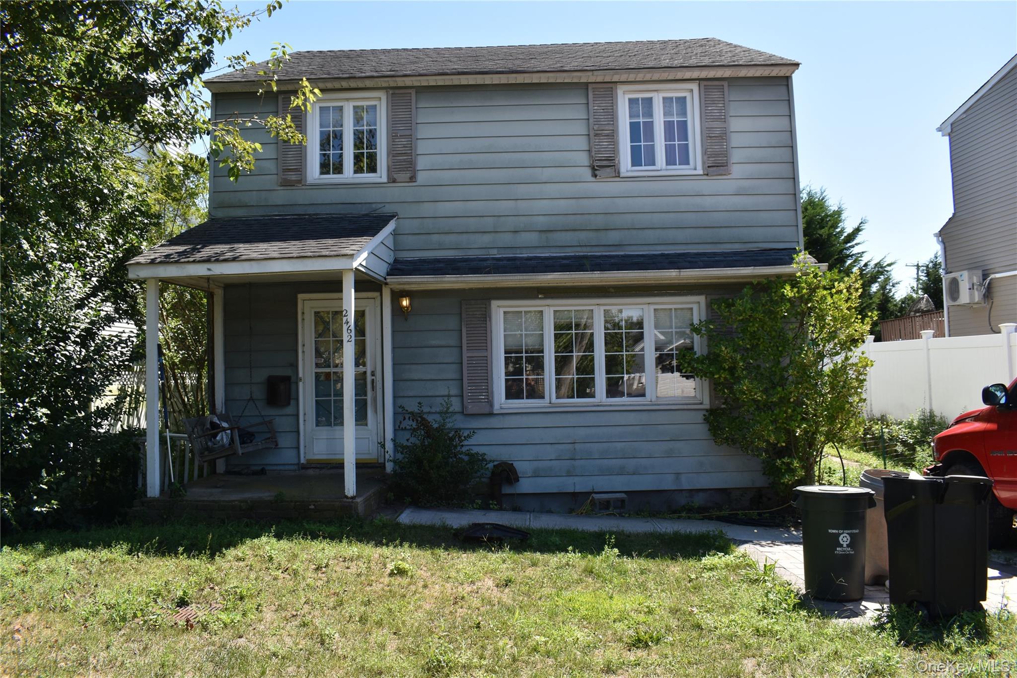 2462 Marine Place Property Photo 1