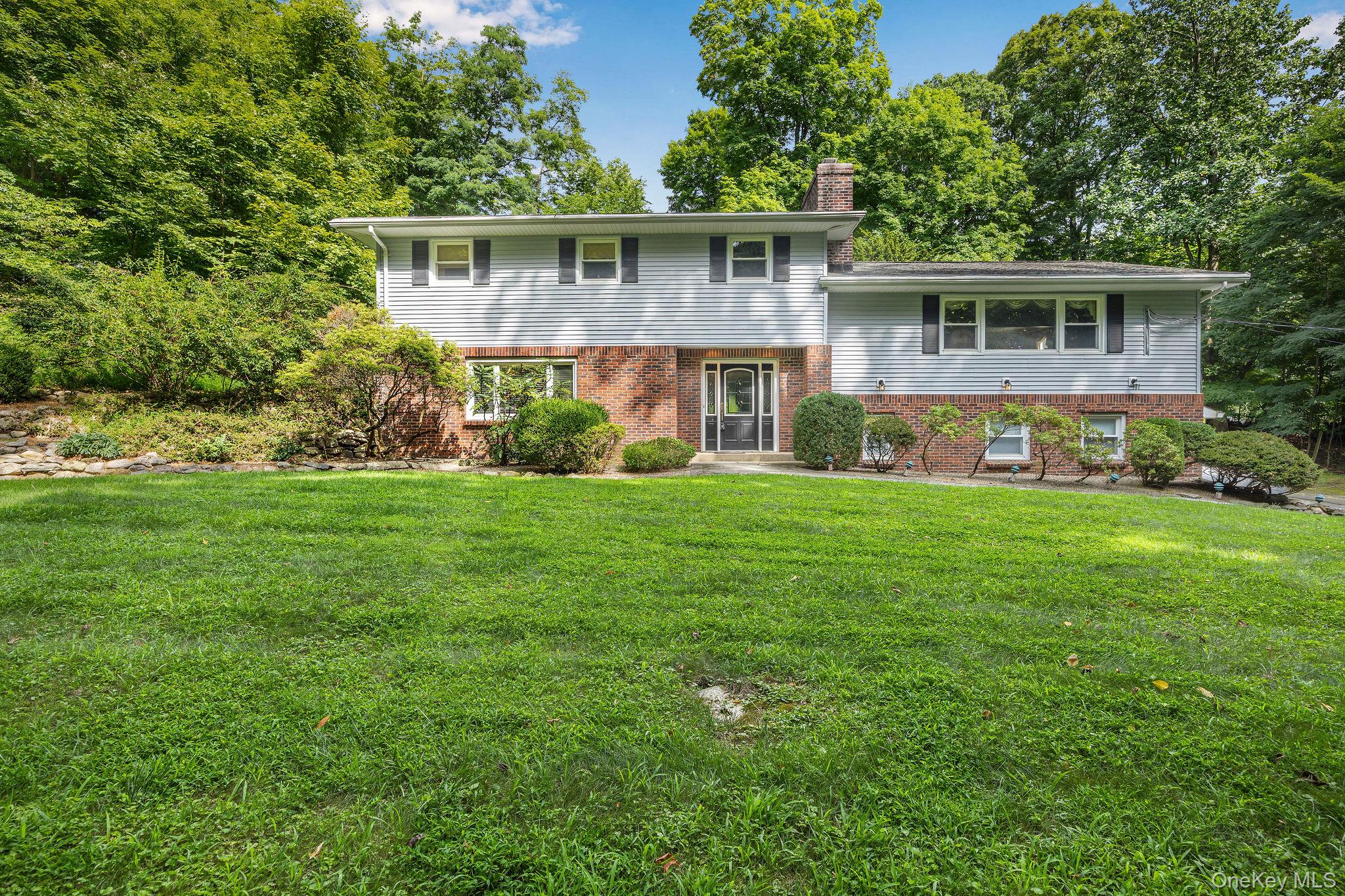 1007 Haverstraw Road Property Photo 3