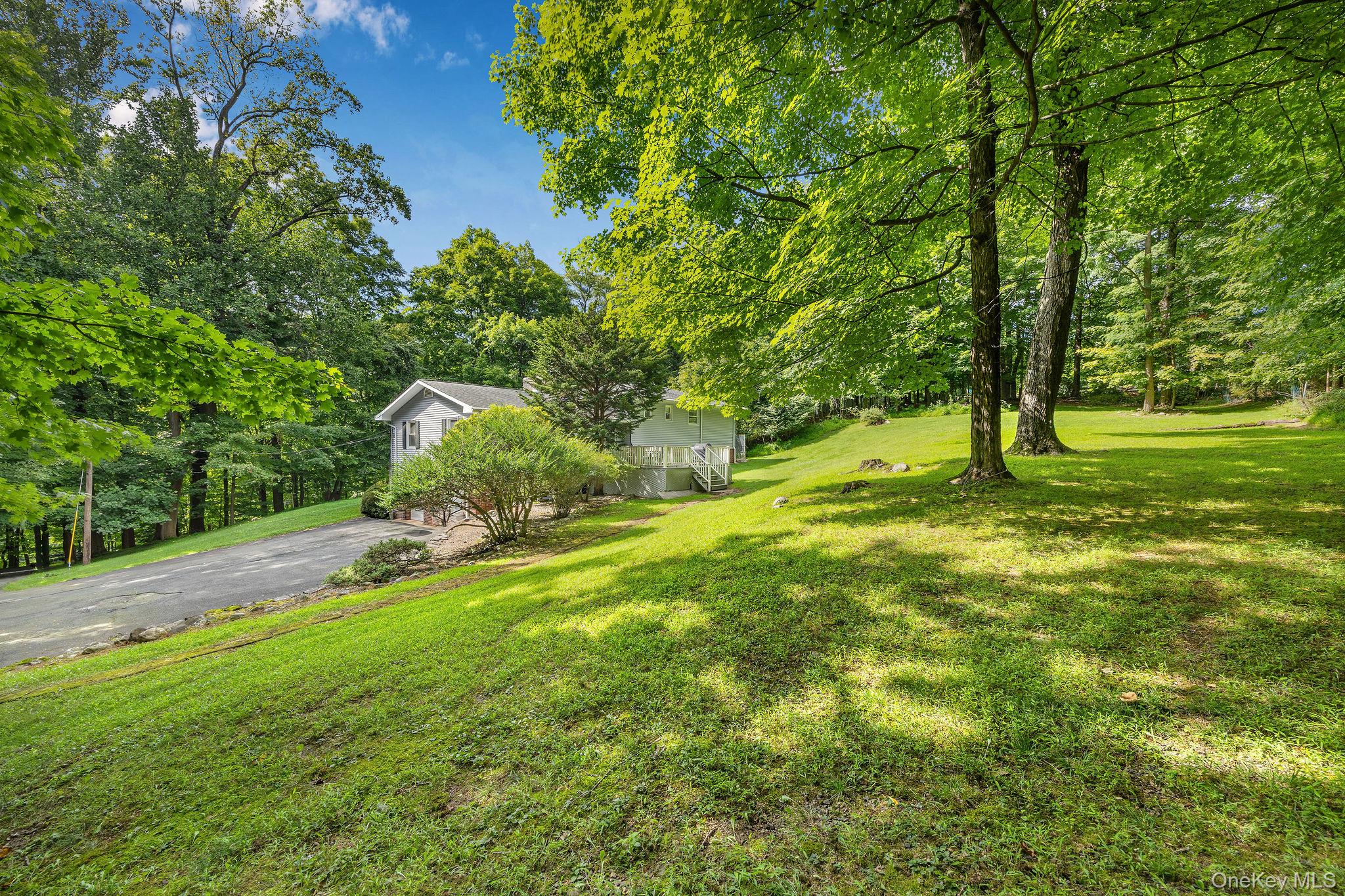 1007 Haverstraw Road Property Photo 18
