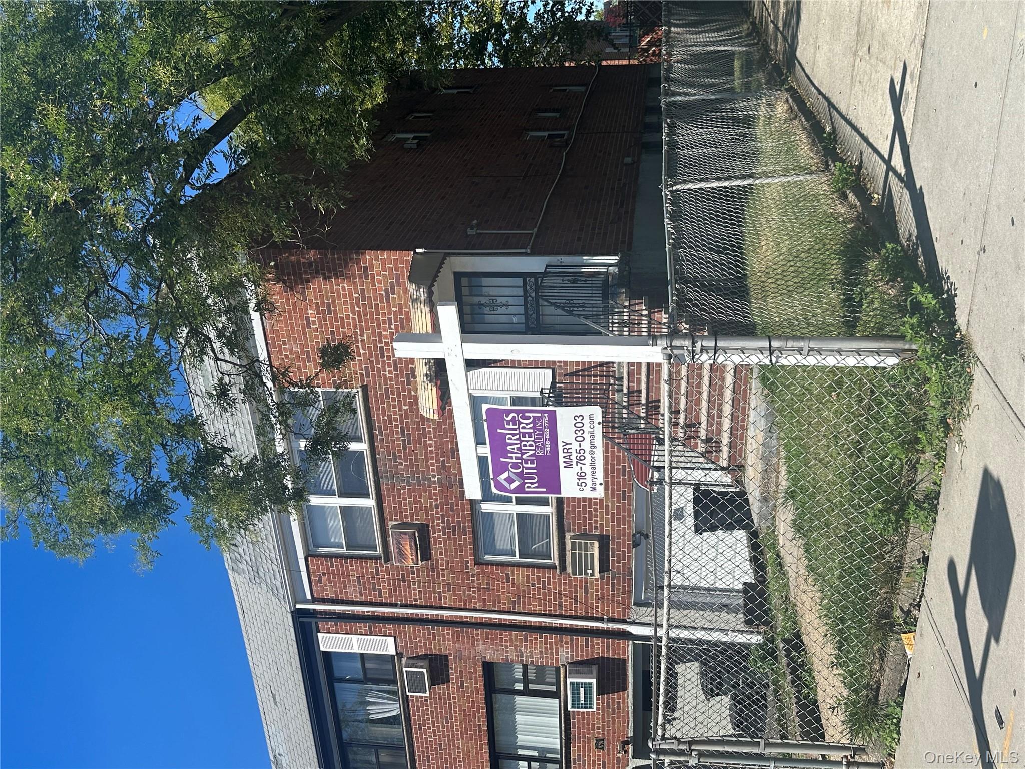 11702 227th Street Property Photo 1