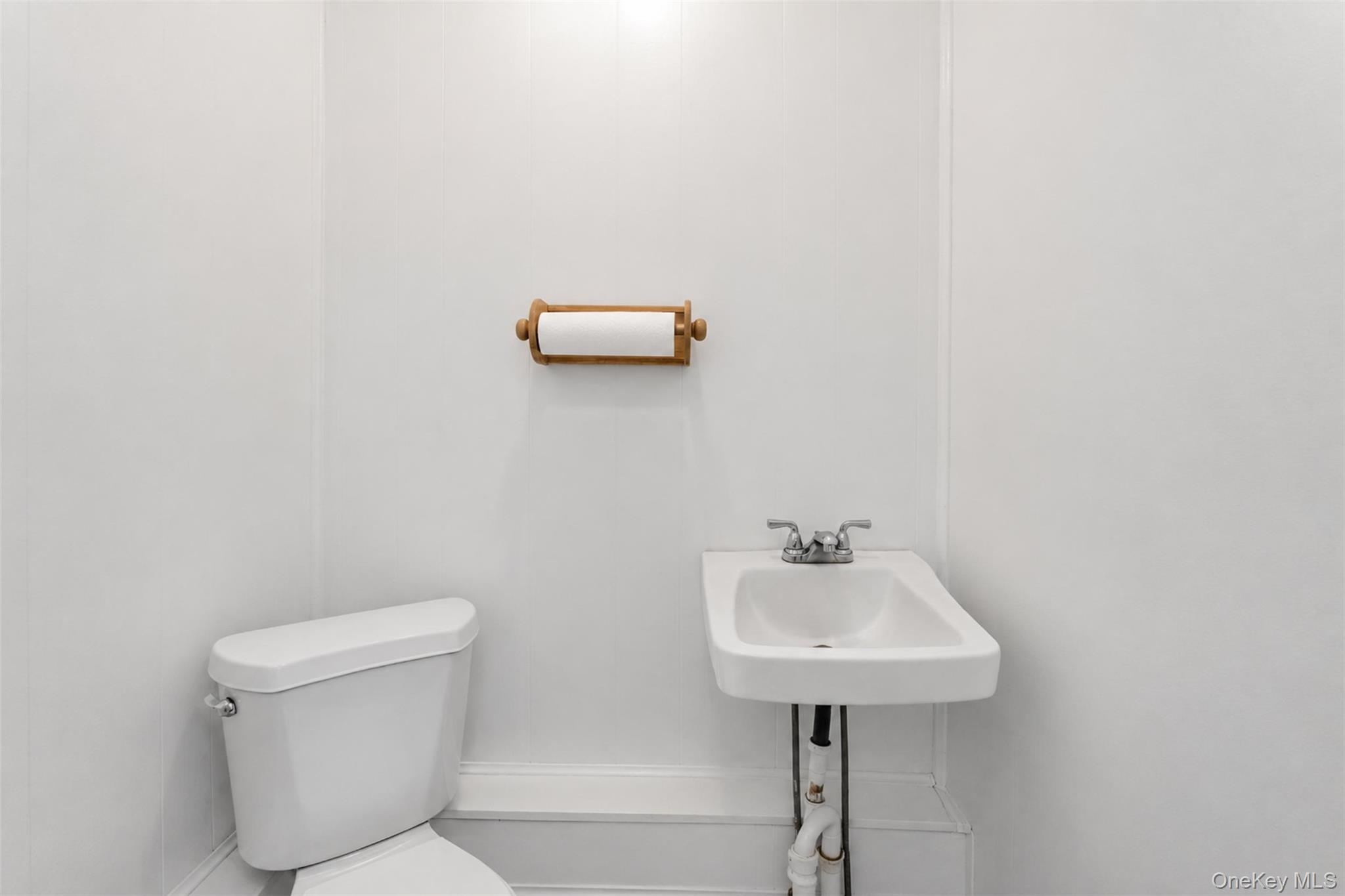 32-40 1st Street Property Photo 6