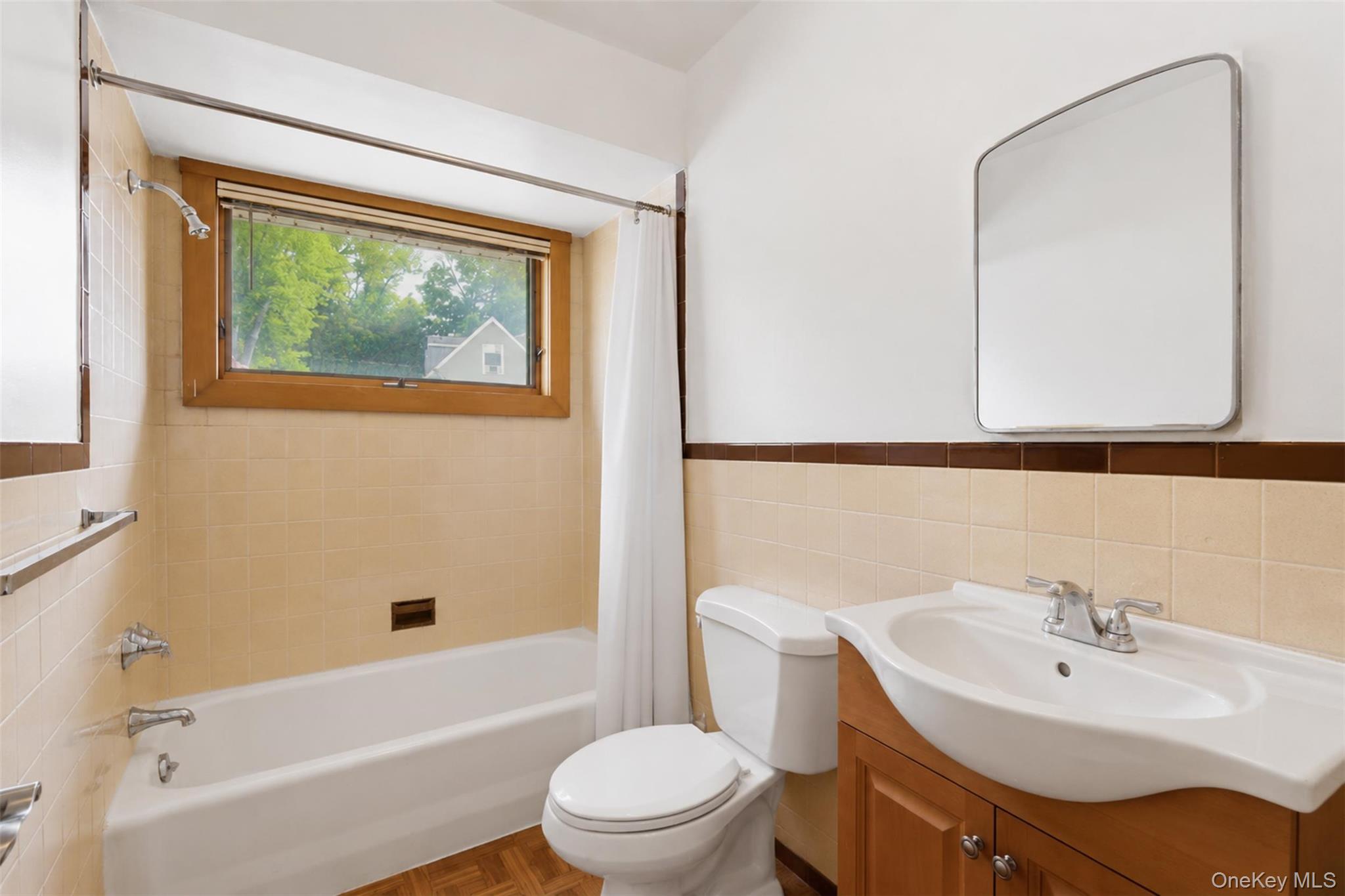 32-40 1st Street Property Photo 14