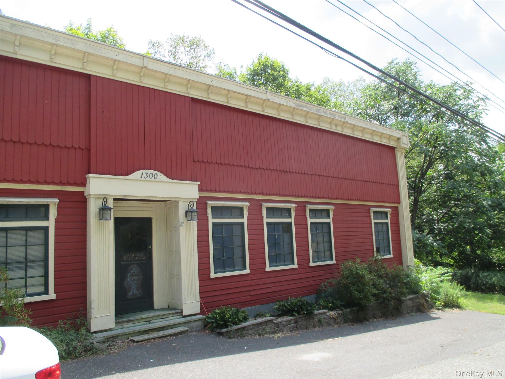 1306 State Route 17a Property Photo 2
