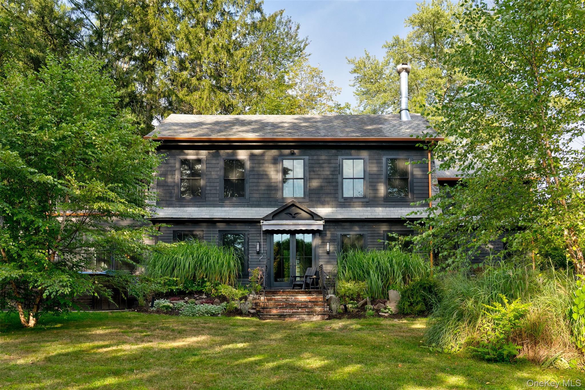 70 Erie Avenue Property Photo 1