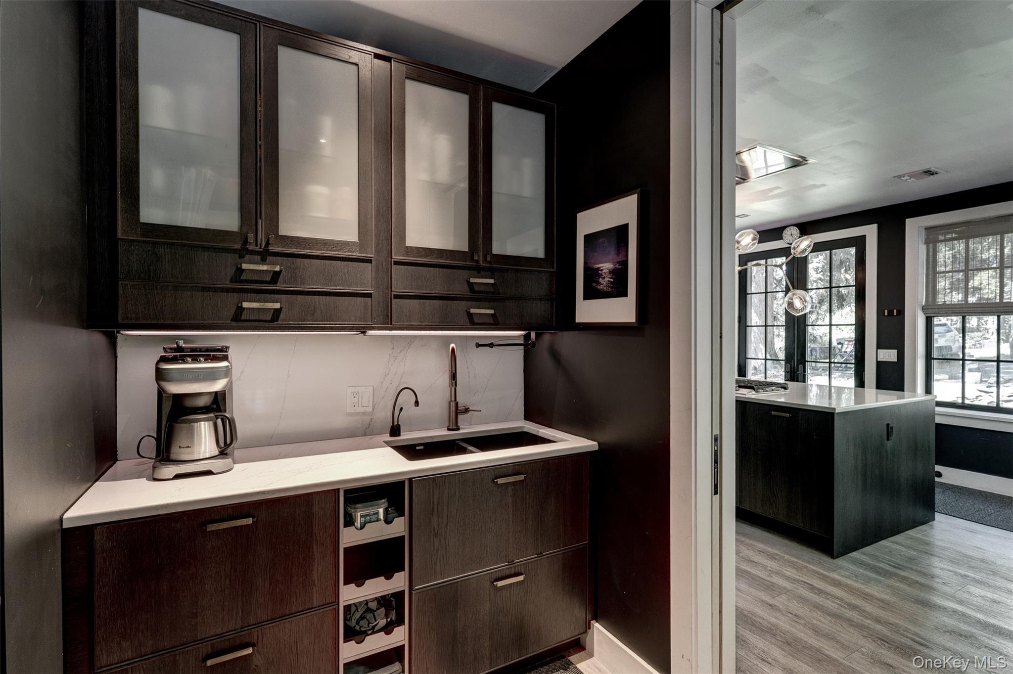 70 Erie Avenue Property Photo 6