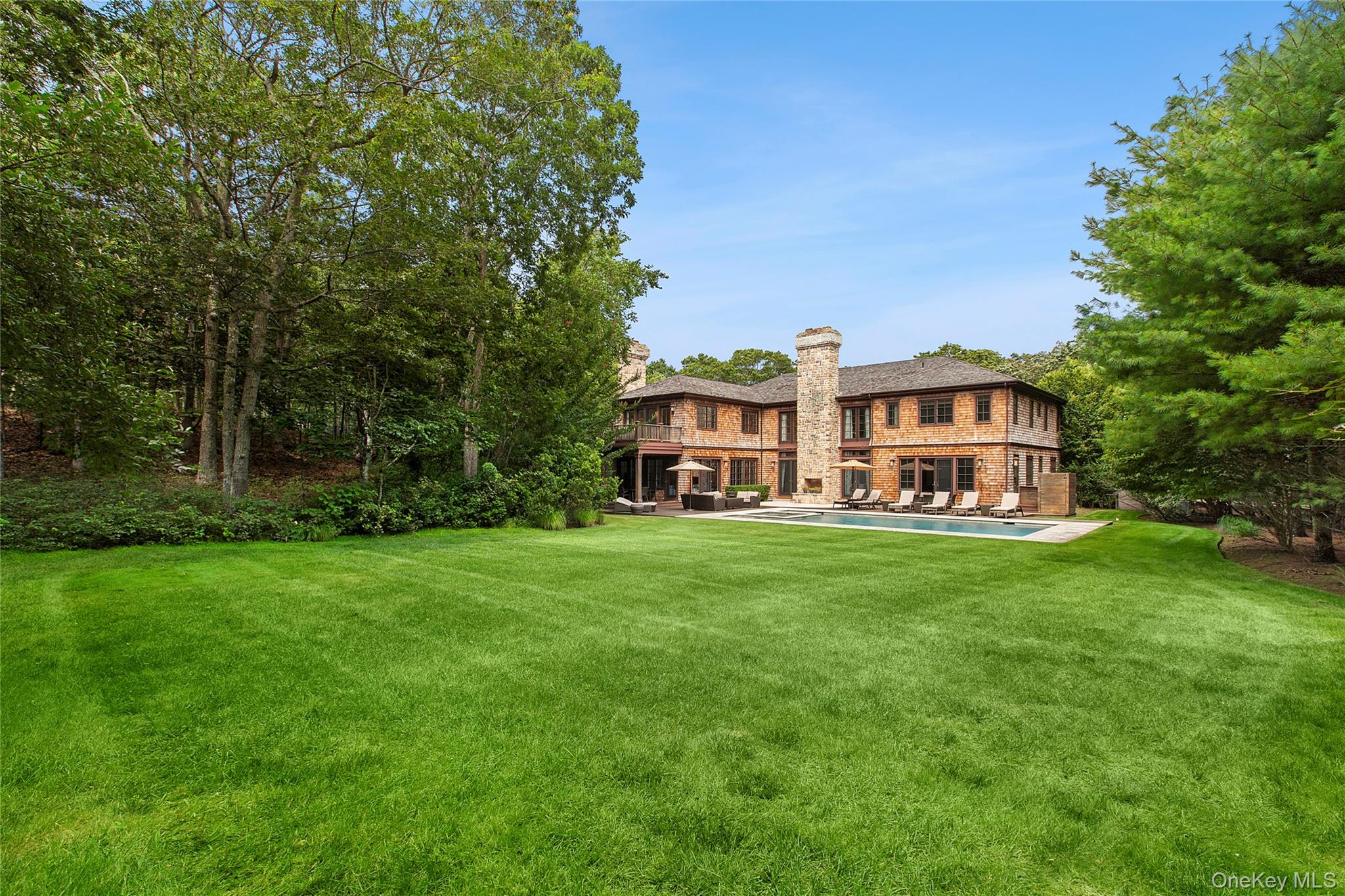 20 Devonshire Lane Property Photo 3