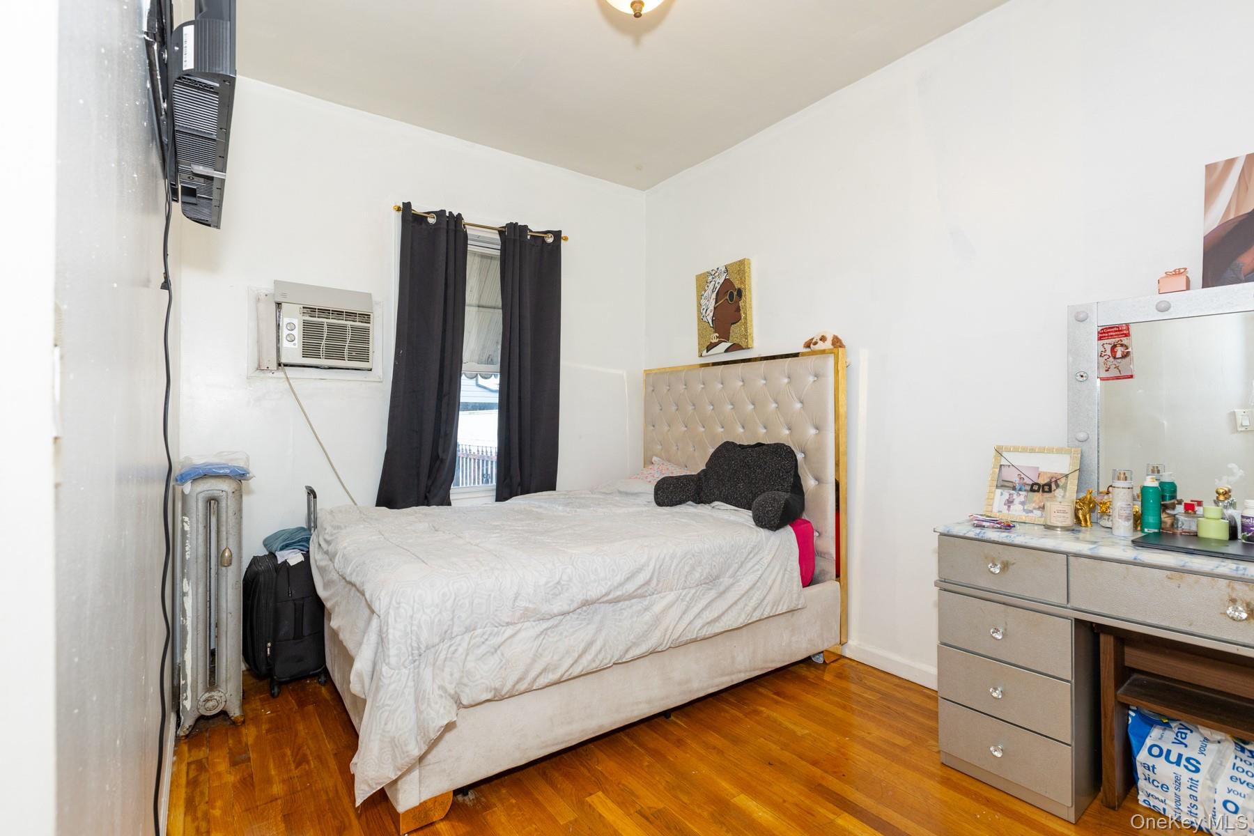 37-33 100th Street Property Photo 5