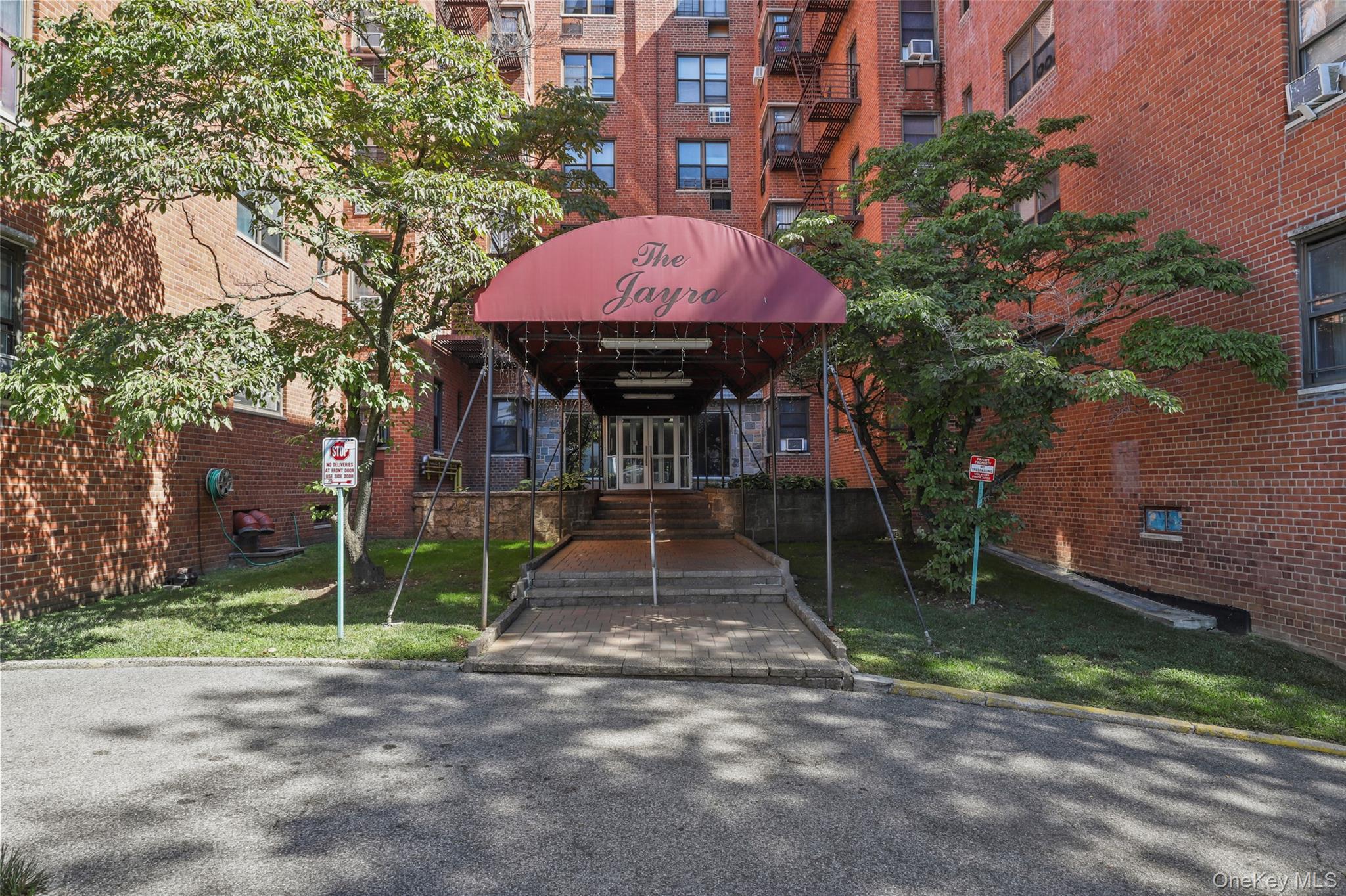 555 Bronx River Rd 1j Property Photo 8