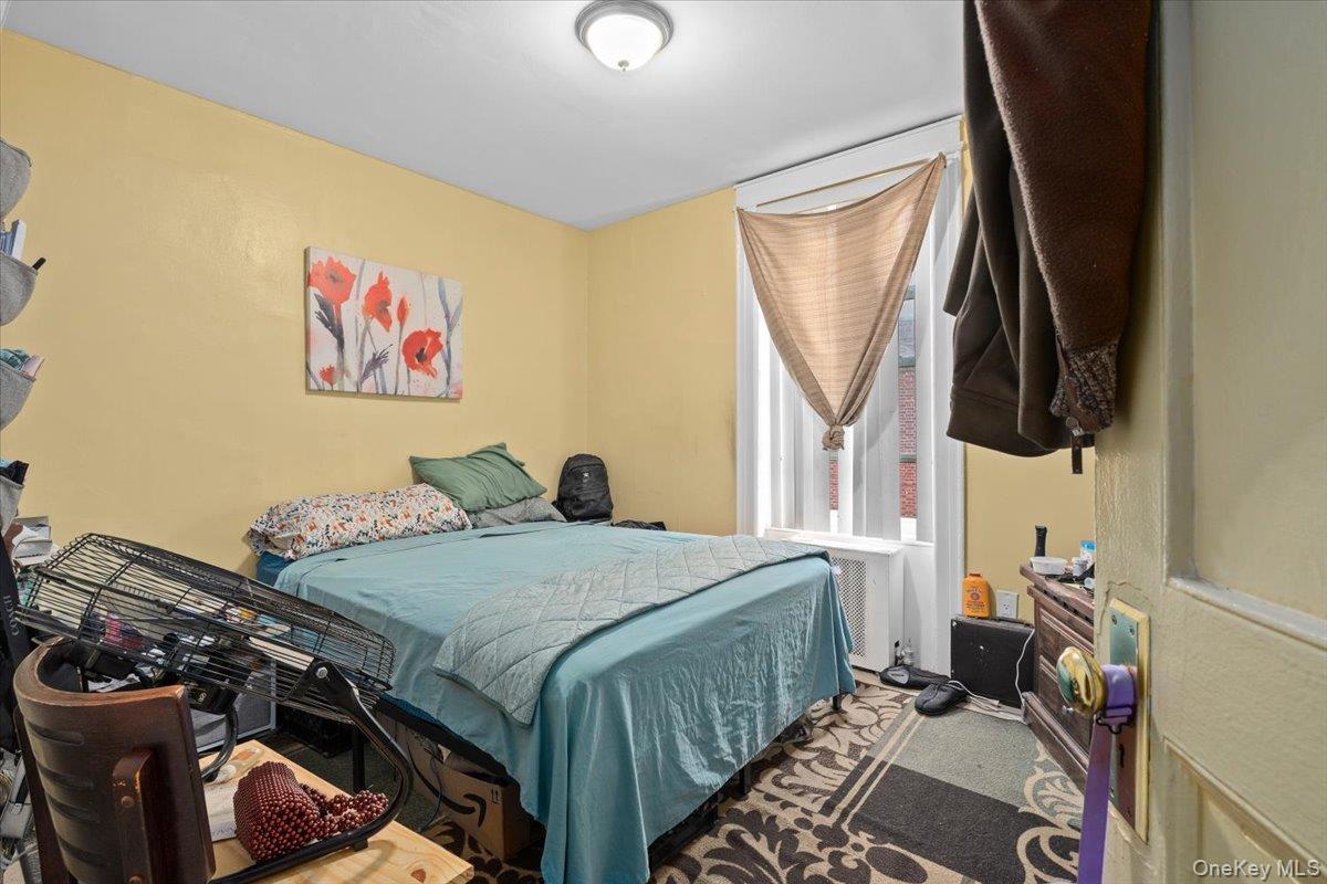 515 E 26th Street Property Photo 16