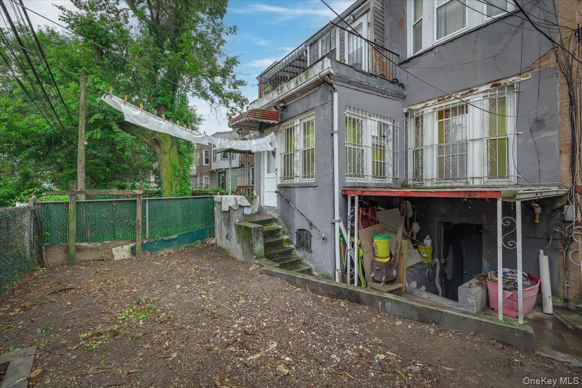 515 E 26th Street Property Photo 30