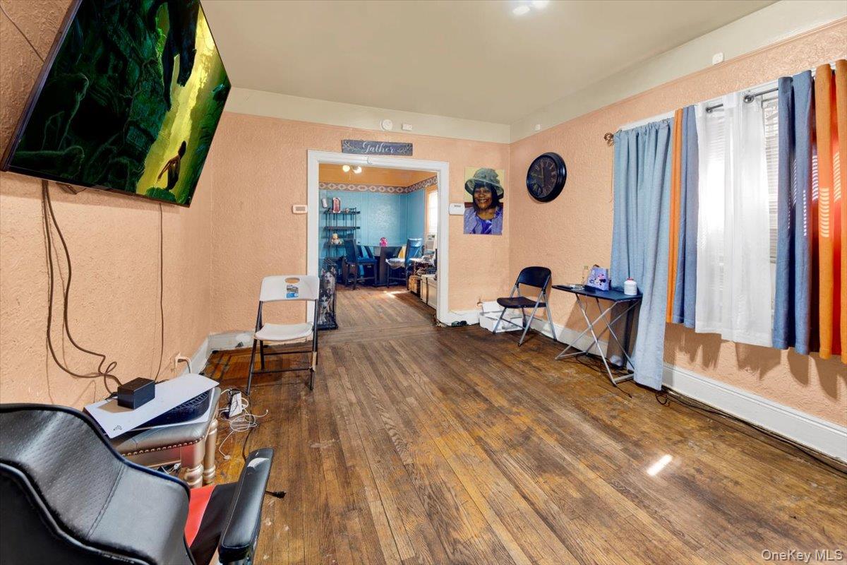 4122 Wickham Avenue Property Photo 2