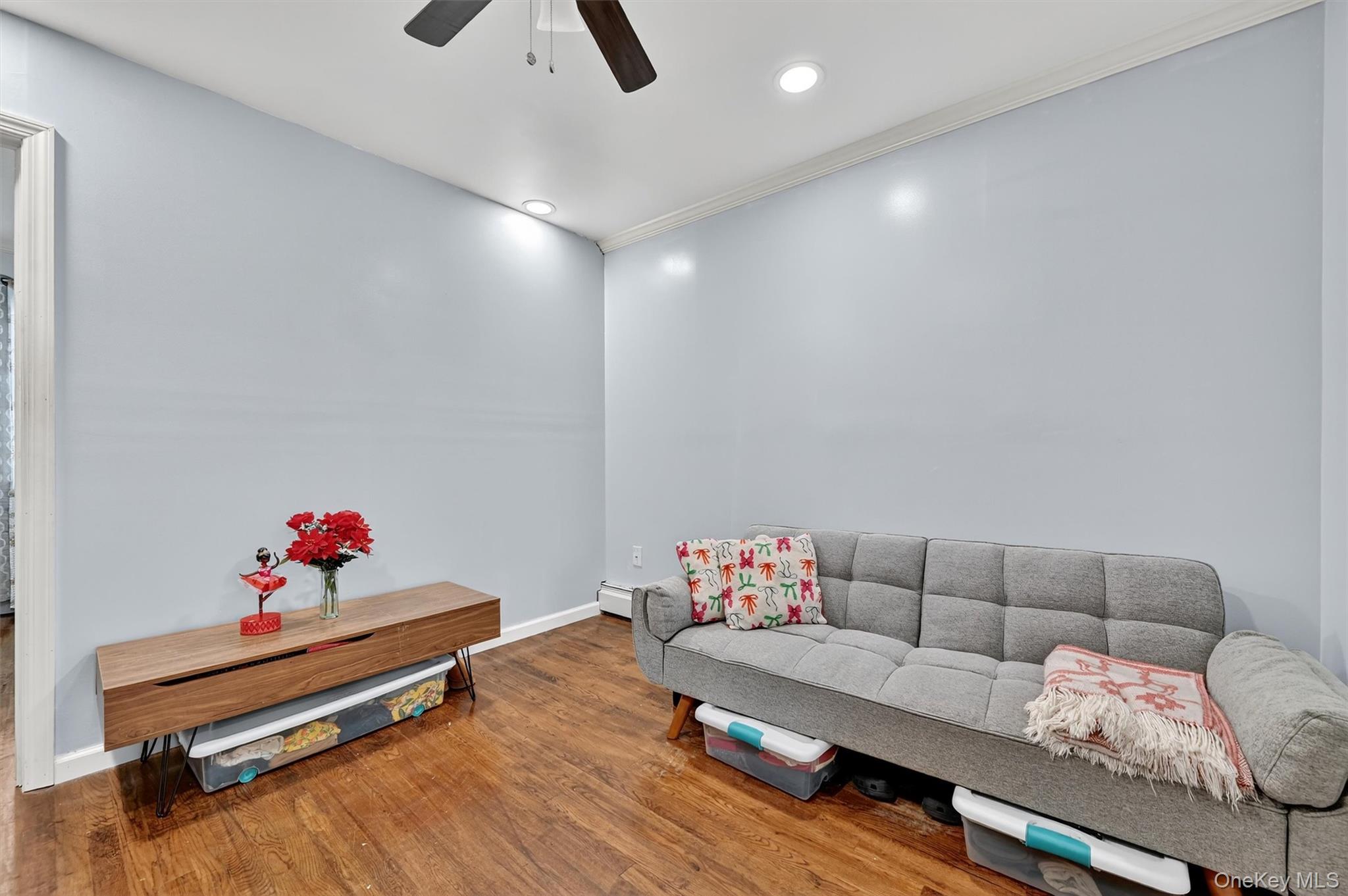 356 N Broadway Property Photo 14
