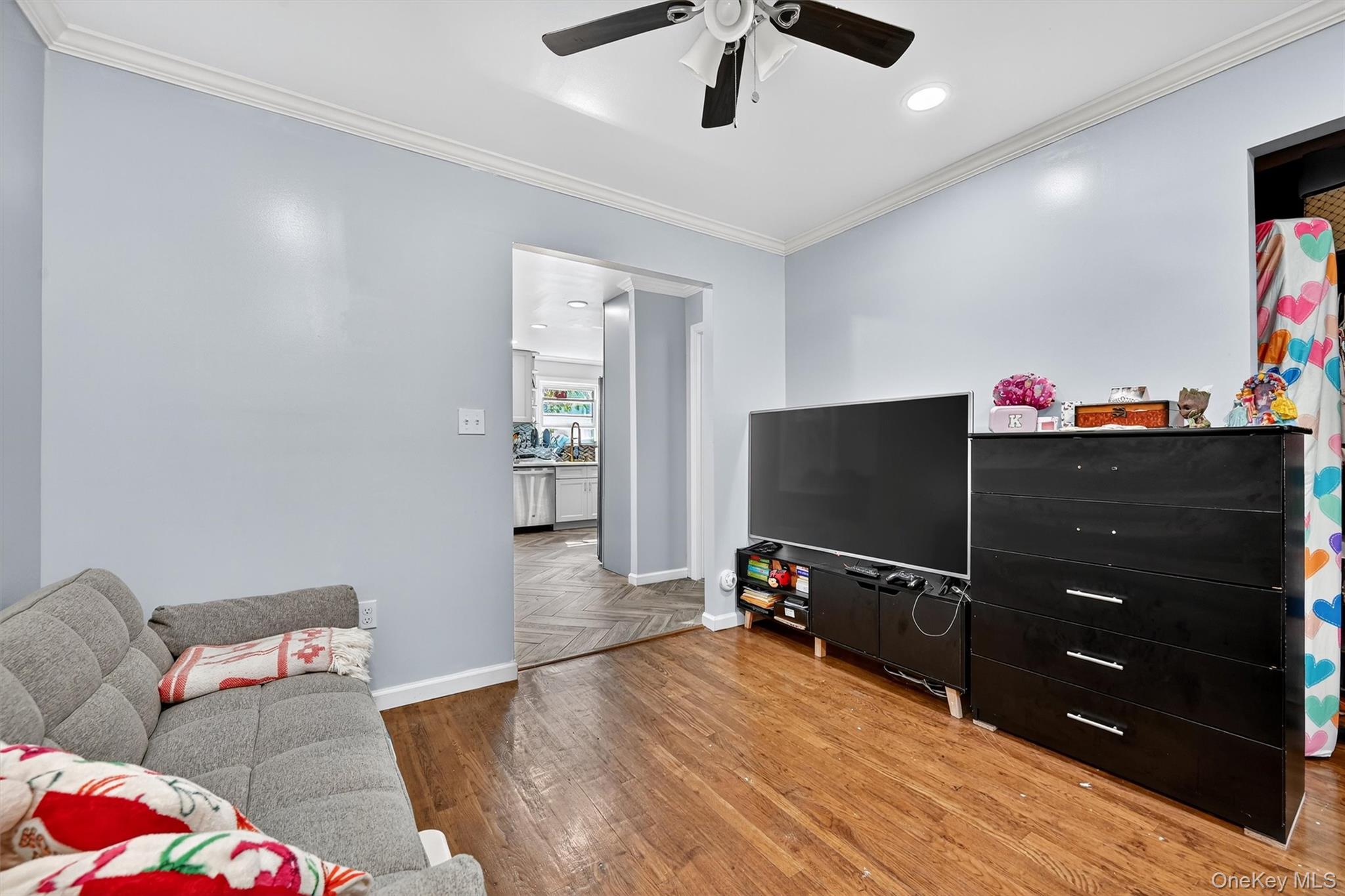 356 N Broadway Property Photo 16