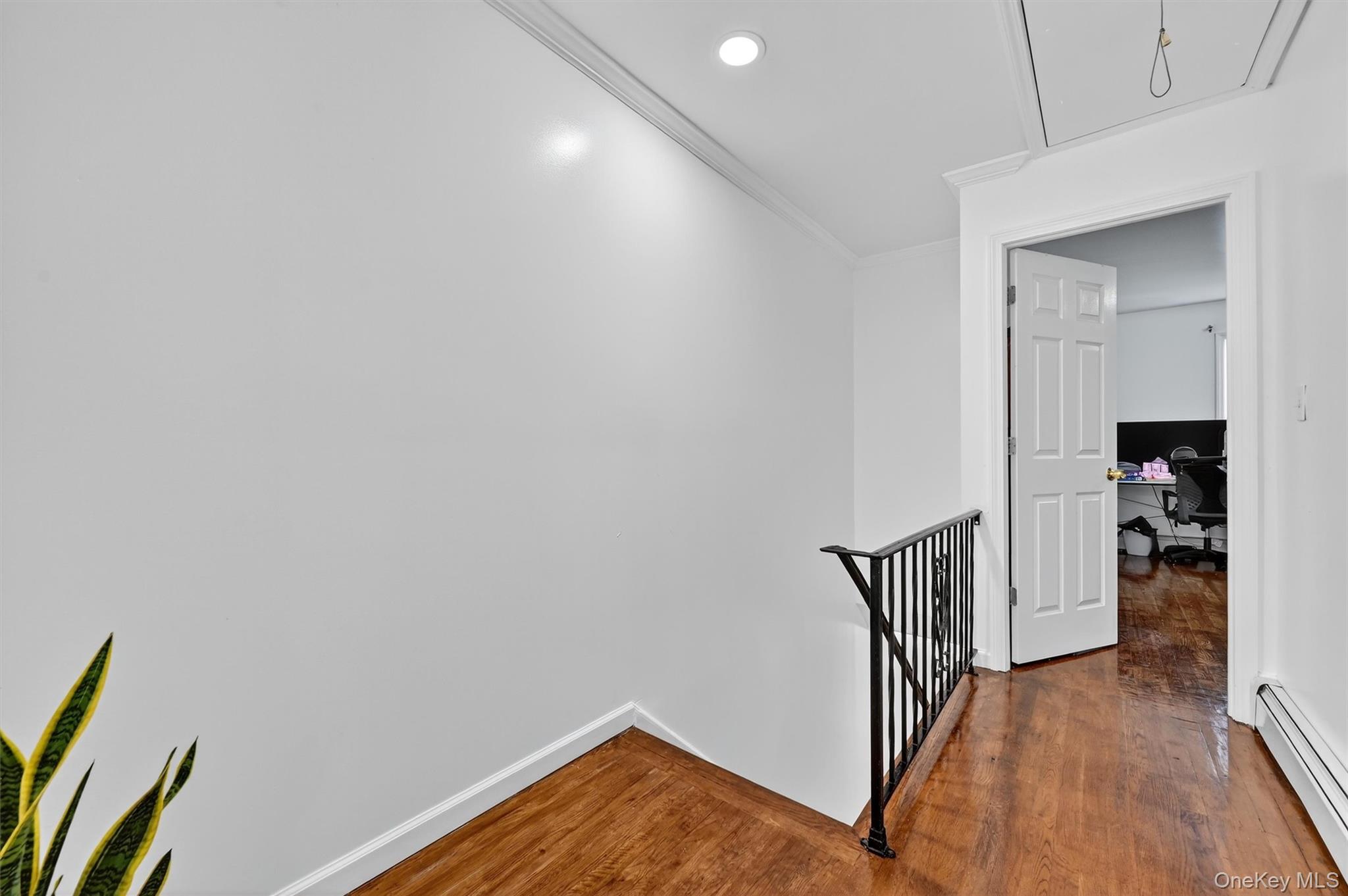 356 N Broadway Property Photo 21