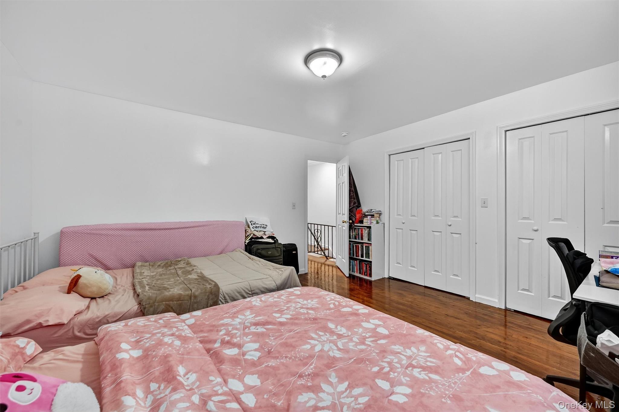 356 N Broadway Property Photo 24