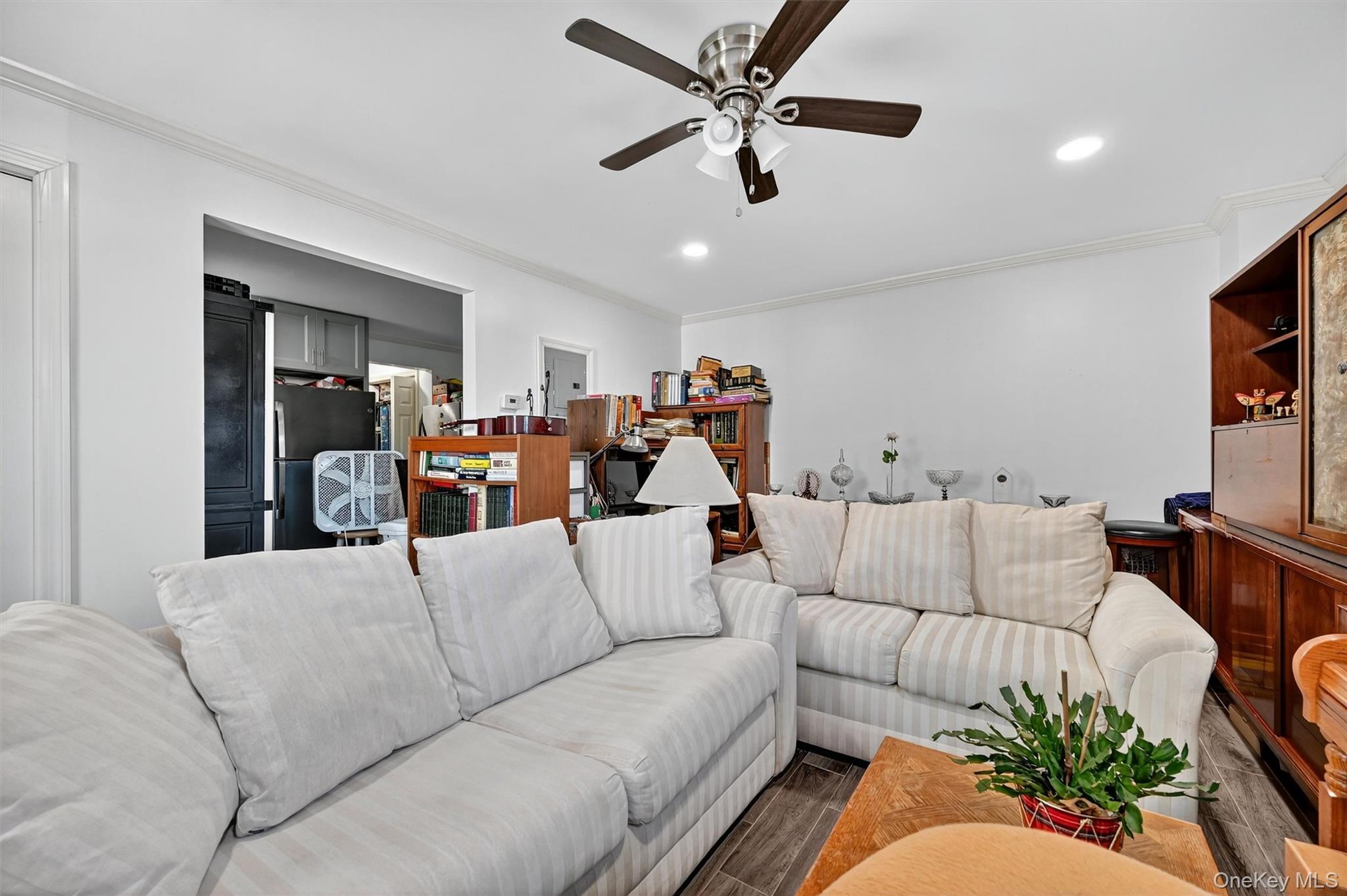 356 N Broadway Property Photo 30